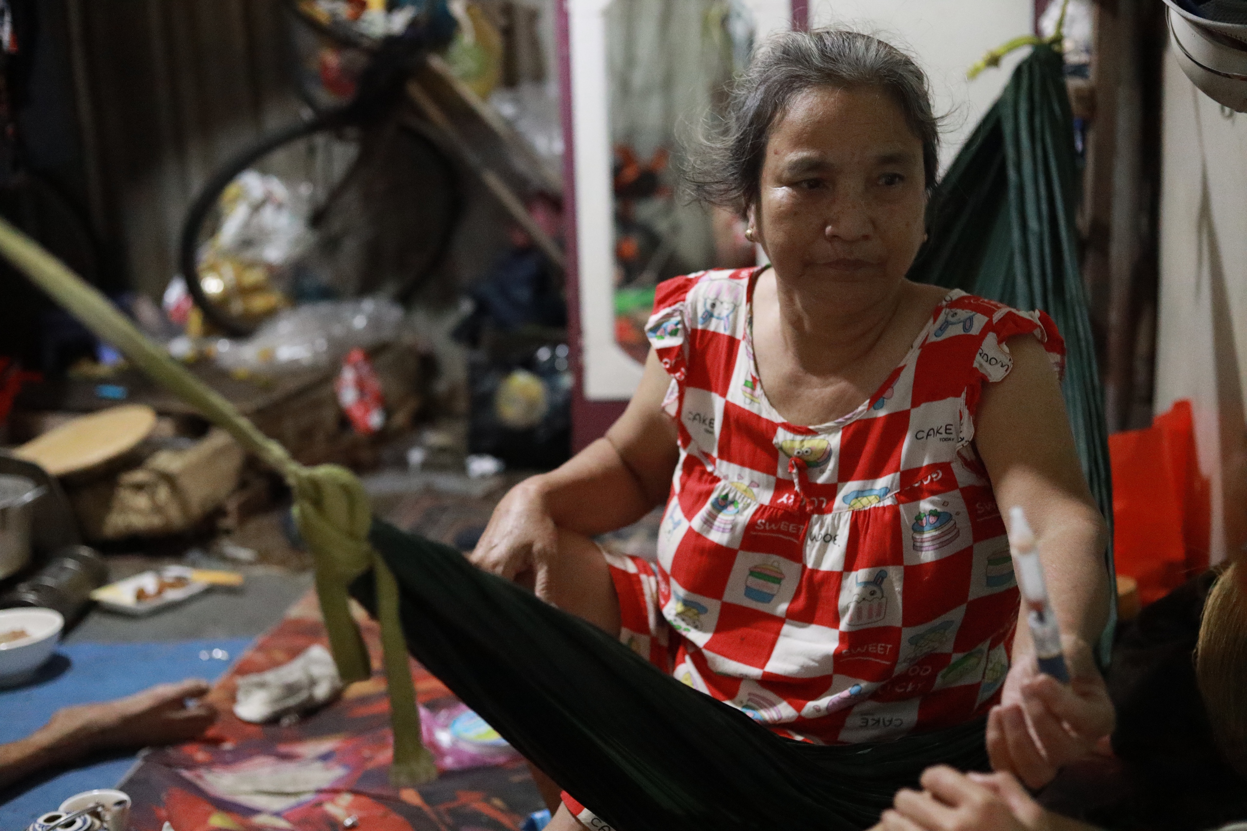 Xóm ve chai ở TP.HCM: Lo từng bữa ăn, tiền đâu về quê ngày tết- Ảnh 3.