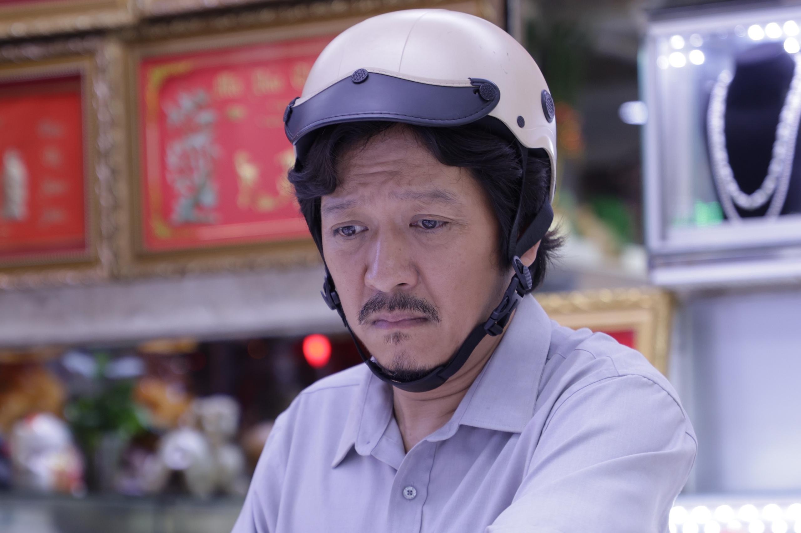 - Ảnh 1. 'Đối đầu' với Trấn Thành, phim tết của Trường Giang ra sao ở phòng vé? - Ảnh 1.