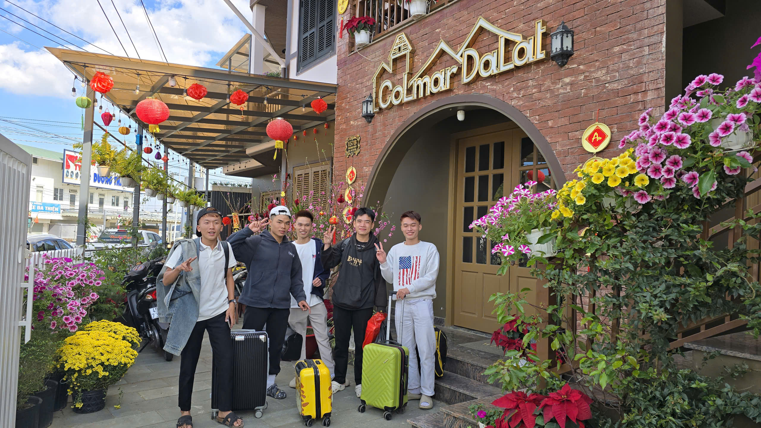 Đà Lạt 'cháy phòng' dịp Tết Bính Ngọ 2026 - Ảnh 2.