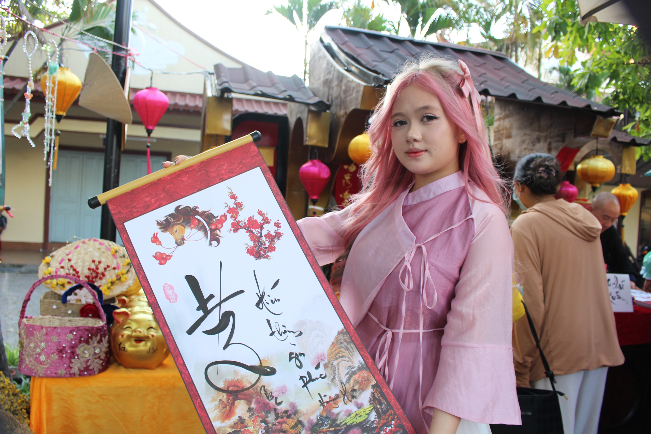 Xin chữ đầu năm tại tp . Hcm: Nét đẹp văn hóa truyền thống người Việt 2026 - Ảnh 8. Xin chữ đầu năm tại tp . Hcm: Nét đẹp văn hóa truyền thống người Việt 2026 - Ảnh 8.