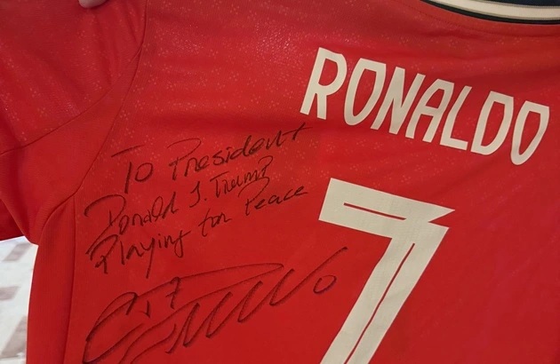 Tổng thống Trump nhắn gửi Ronaldo: ‘Cậu là GOAT, nước Mỹ đang rất cần cậu'- Ảnh 3.