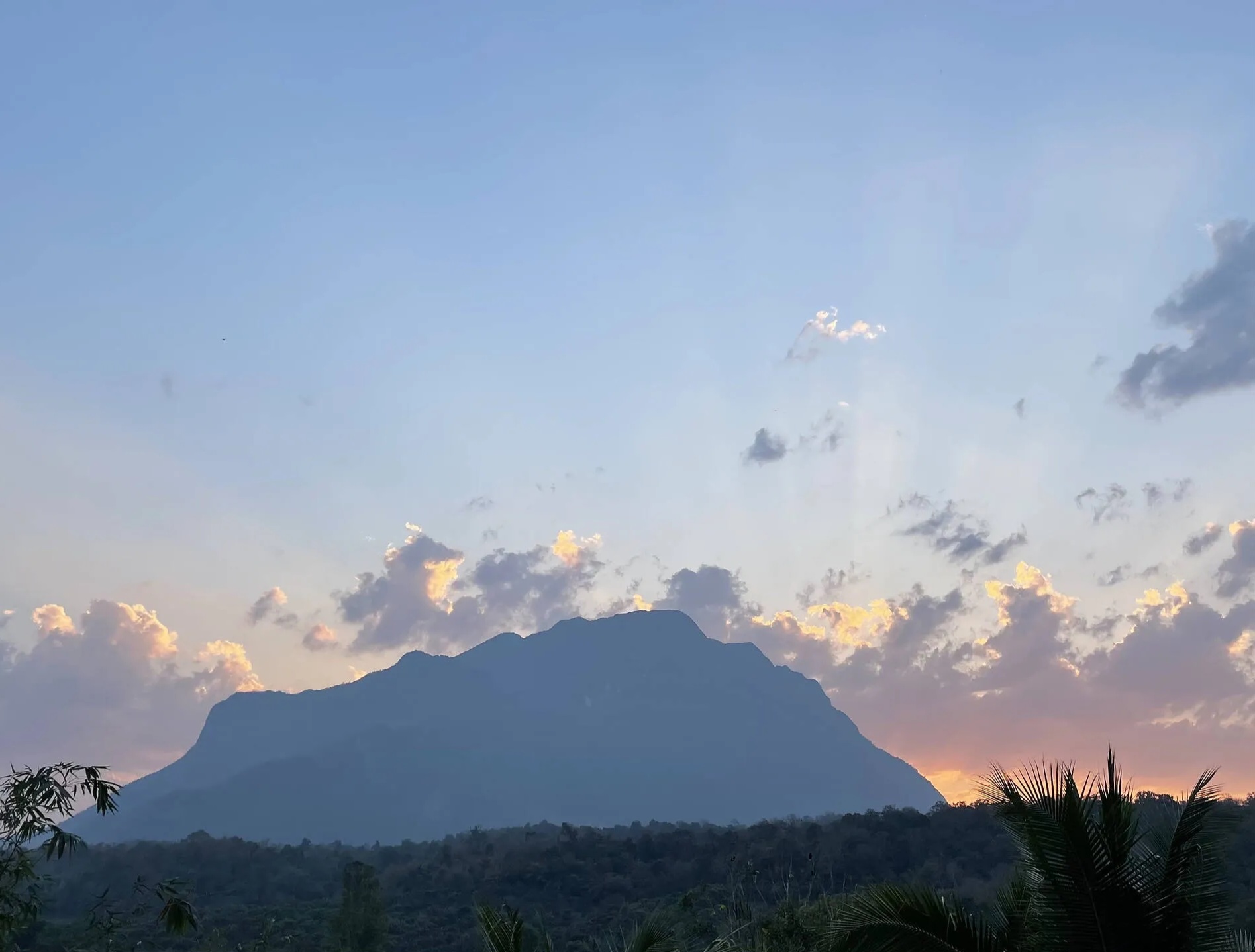 Kh&aacute;m ph&aacute; văn h&oacute;a ẩm thực Việt Nam v&agrave; những điểm đến hấp dẫn năm 2026 - Ảnh 3.