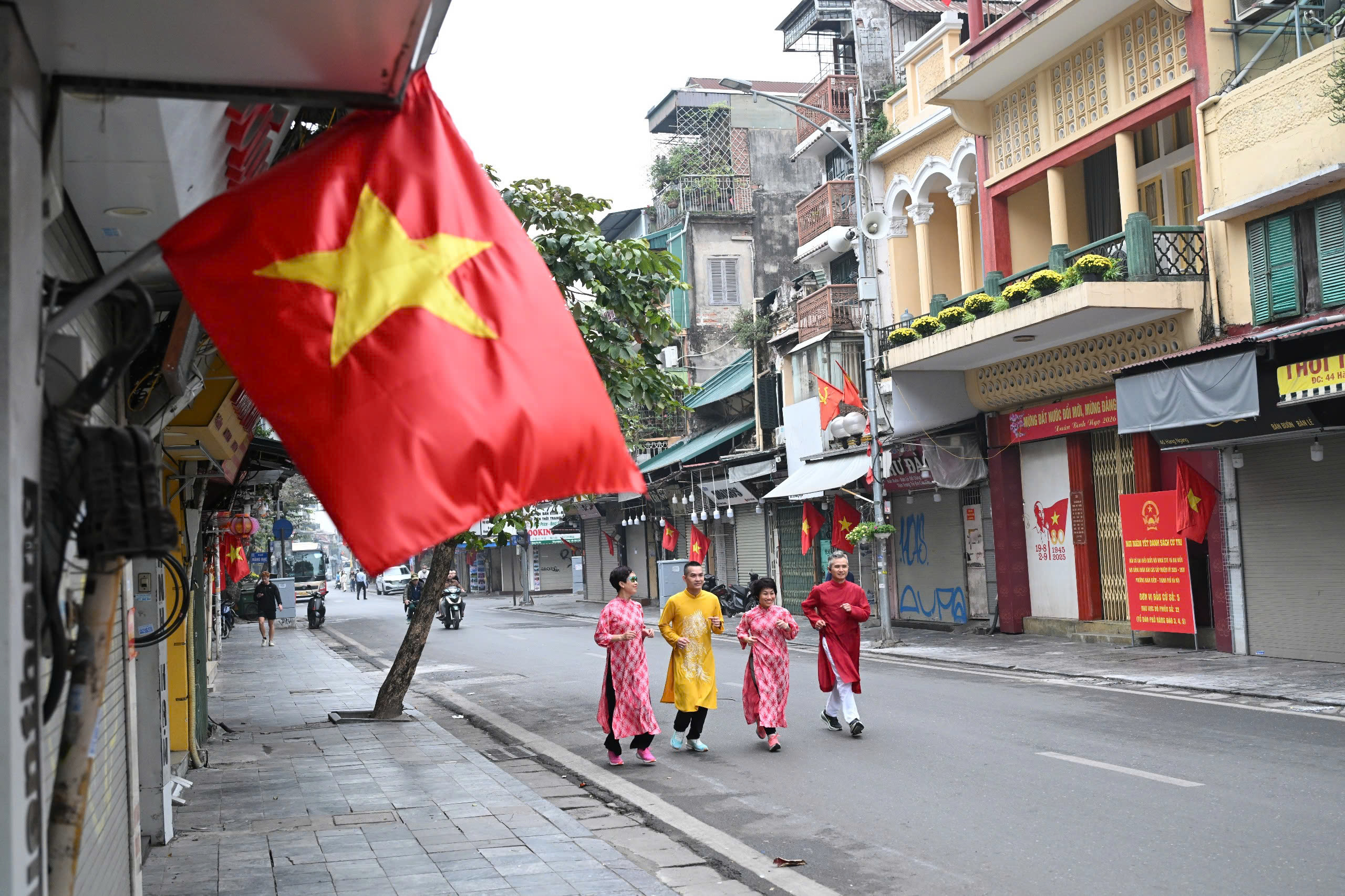 Nếp tết cũ trong nhịp sống mới ở Hà Nội - Ảnh 5.
