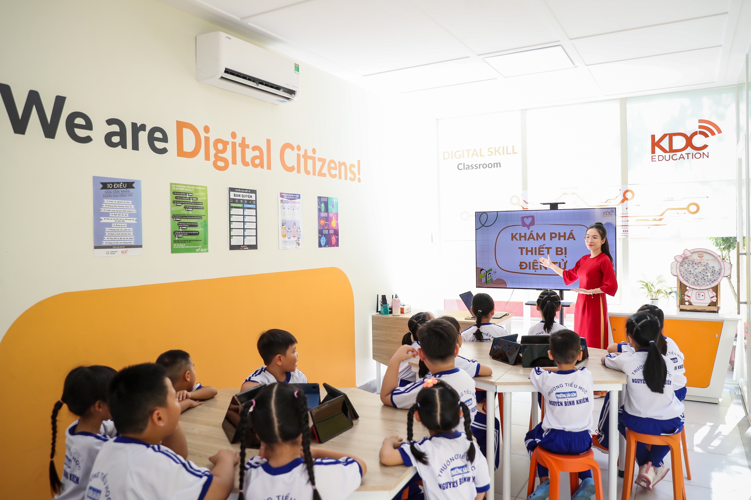 'Chân dung' giáo viên thế hệ Z - Ảnh 1.