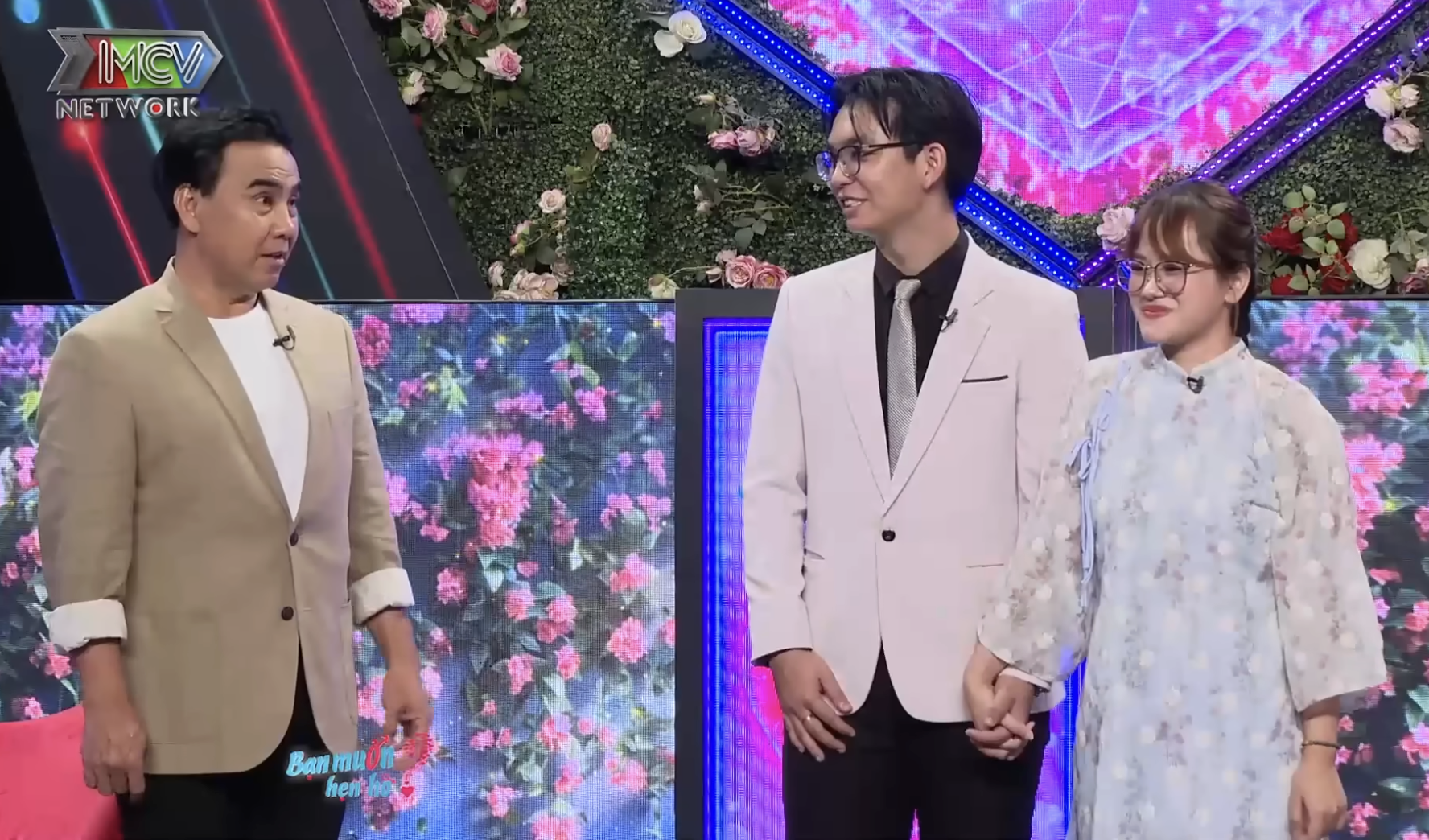 Quyền Linh ngỡ ngàng khi chàng kỹ sư bị người nhà 'bóc phốt' trên show hẹn hò - Ảnh 5.