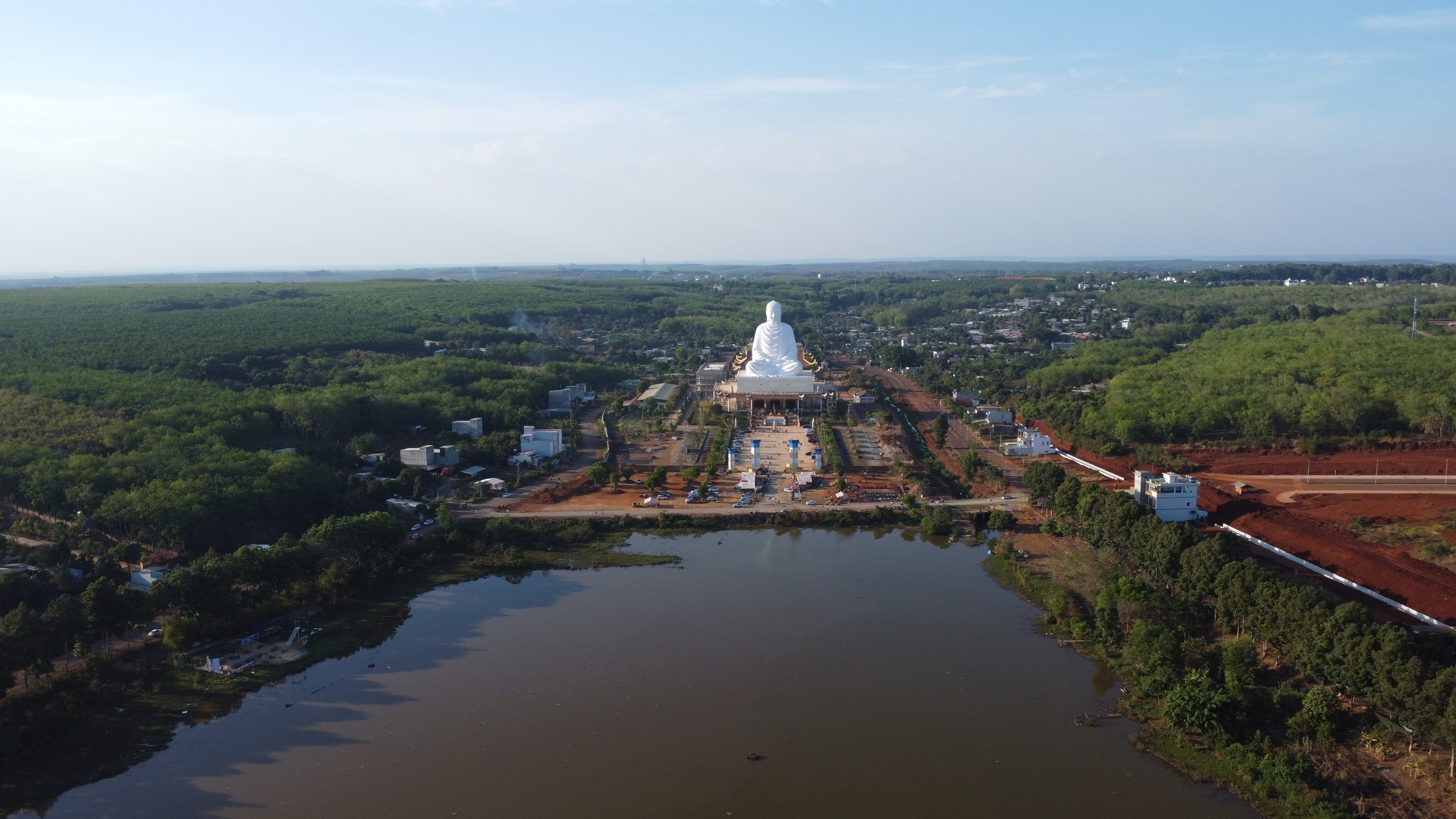 Du Xuân ngôi chùa có tượng Đức Phật Thích Ca tọa thiền cao nhất Đông Nam Á - Ảnh 13.