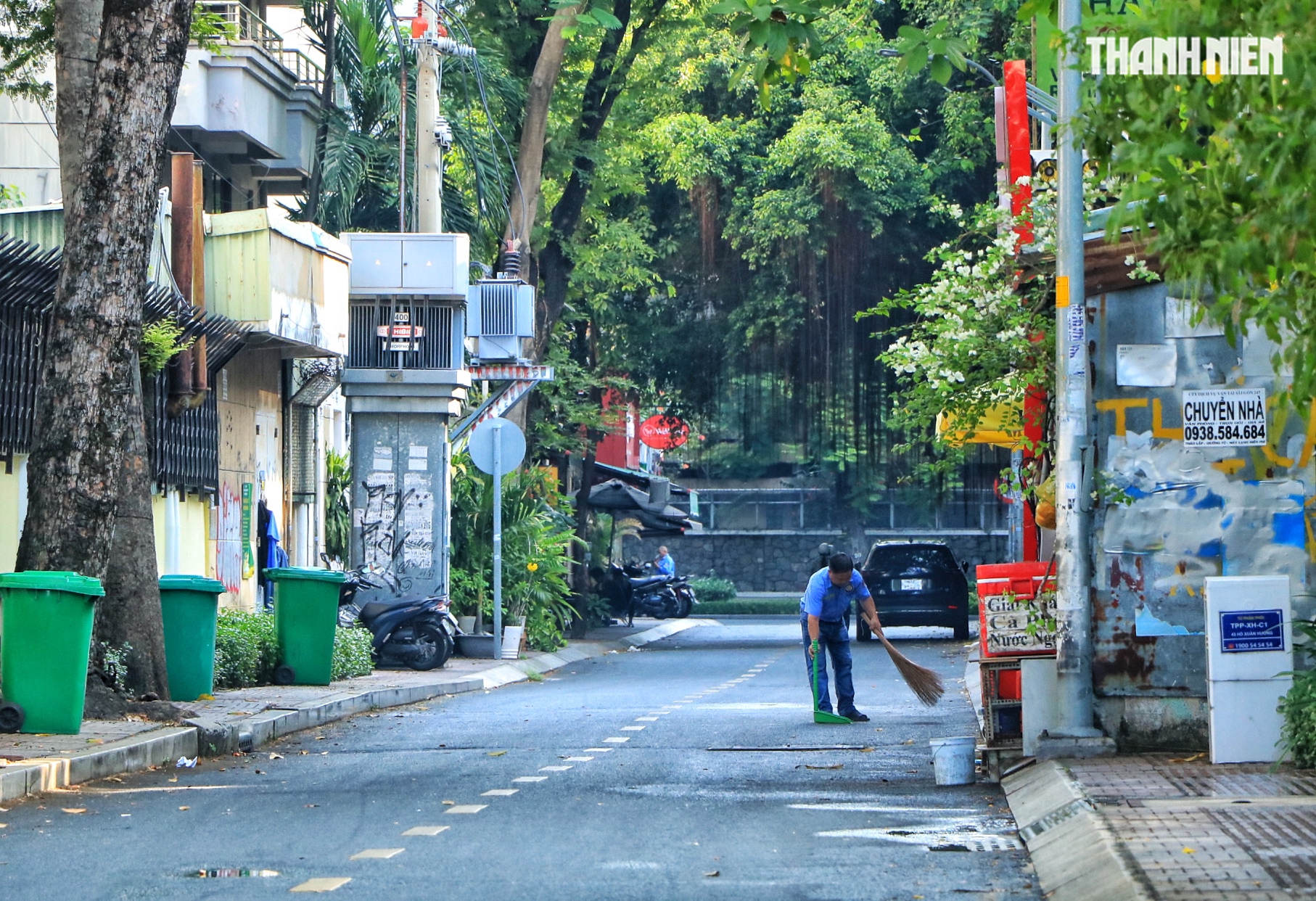 Mùng 6 tết: Bất ngờ đường phố TP.HCM - Ảnh 8.