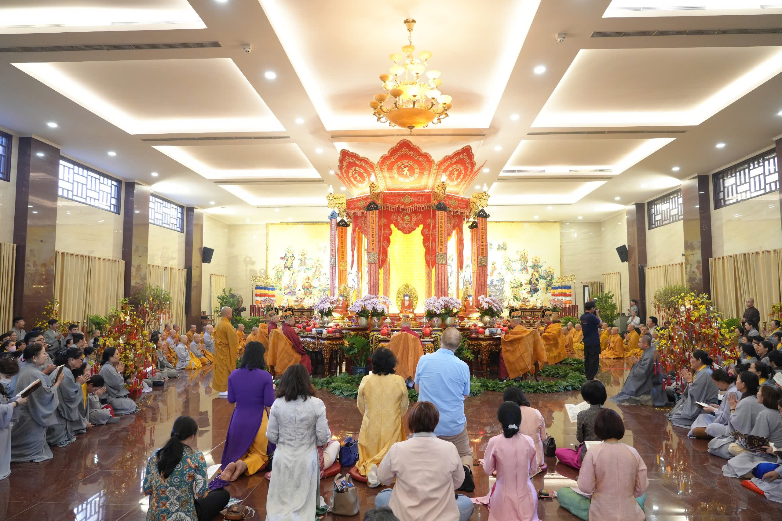 Khai đàn Pháp hội Dược Sư cầu quốc thái dân an tại Việt Nam Quốc Tự- Ảnh 5. Khai đàn Pháp hội Dược Sư cầu quốc thái dân an tại Việt Nam Quốc Tự- Ảnh 5.