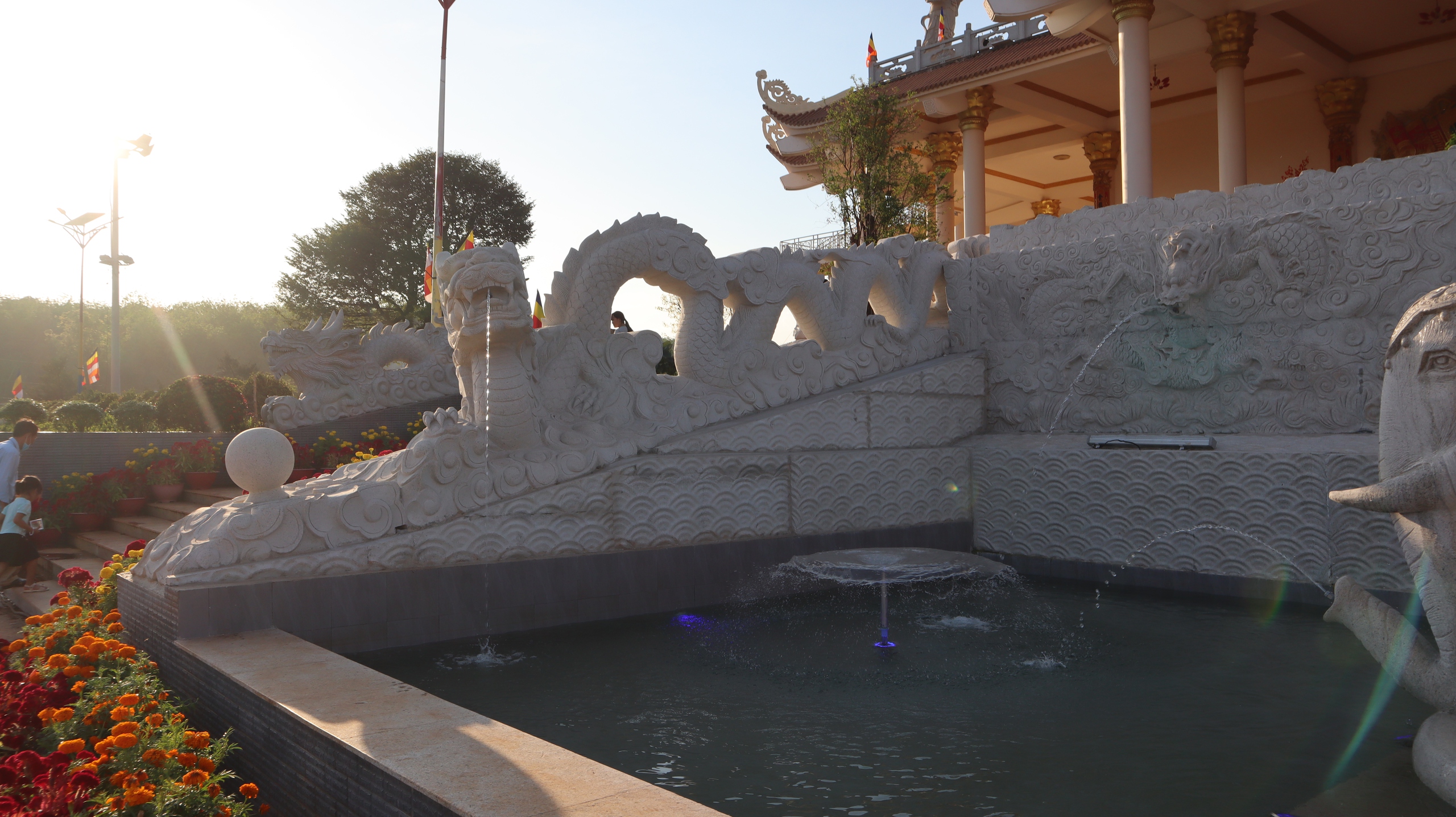 Du Xuân ngôi chùa có tượng Đức Phật Thích Ca tọa thiền cao nhất Đông Nam Á - Ảnh 5.