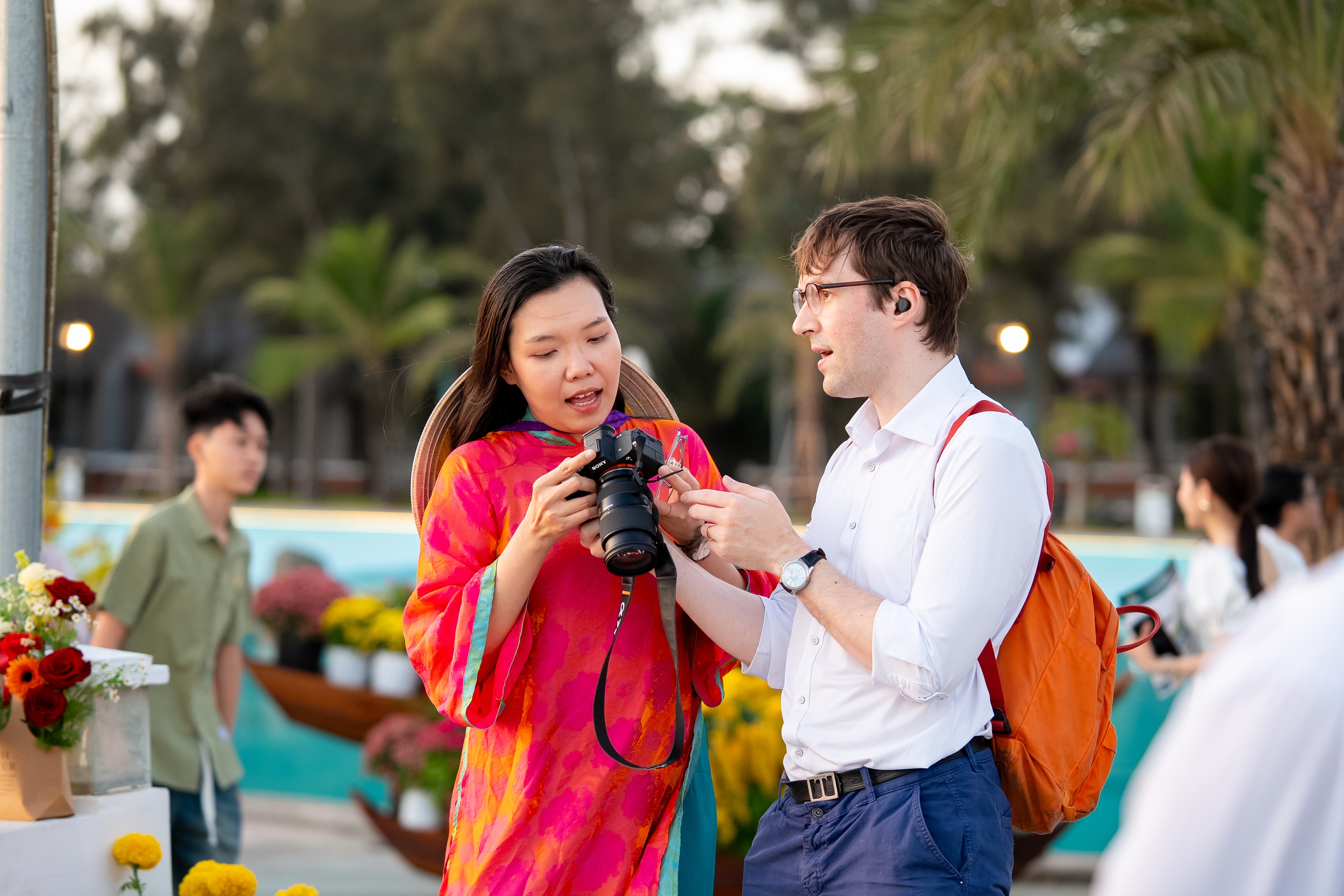 Cần Giờ đông nghịt khách mùng 5-6 tết, trò chơi dân gian tấp nập- Ảnh 4. Cần Giờ đông nghịt khách mùng 5-6 tết, trò chơi dân gian tấp nập- Ảnh 4.