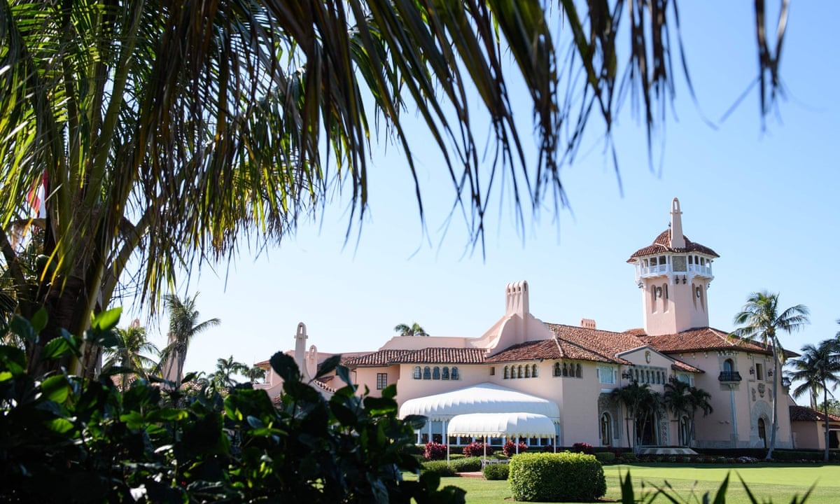 Thanh niên bị bắn chết khi xâm nhập khu nghỉ dưỡng của Donald Trump ở Florida - Ảnh 1.