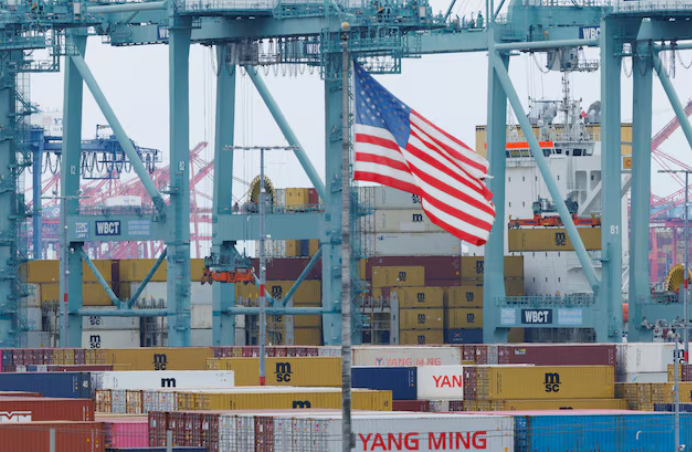 Mỹ ngừng thu thuế đối ứng từ trưa mai 24.2- Ảnh 1.