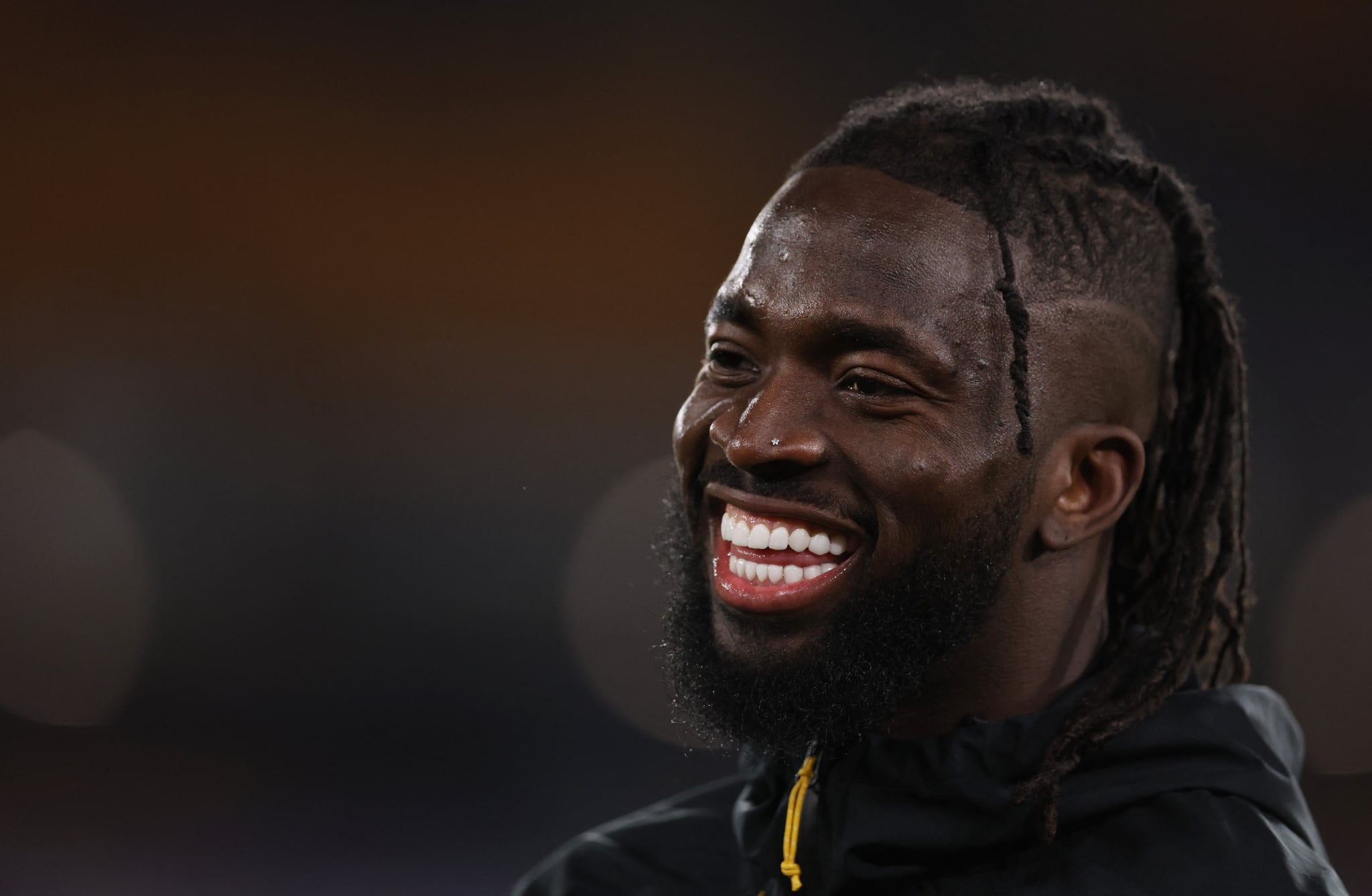 CLB Wolverhampton lên án loạt bình luận phân biệt chủng tộc, công khai cả tài khoản tên tiếng Việt- Ảnh 1. CLB Wolverhampton lên án loạt bình luận phân biệt chủng tộc, công khai cả tài khoản tên tiếng Việt- Ảnh 1.