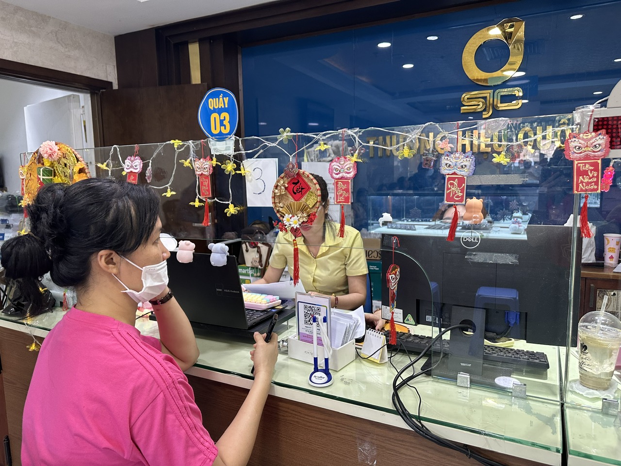 Trang Fanpage của Công ty SJC bị tấn công- Ảnh 1.