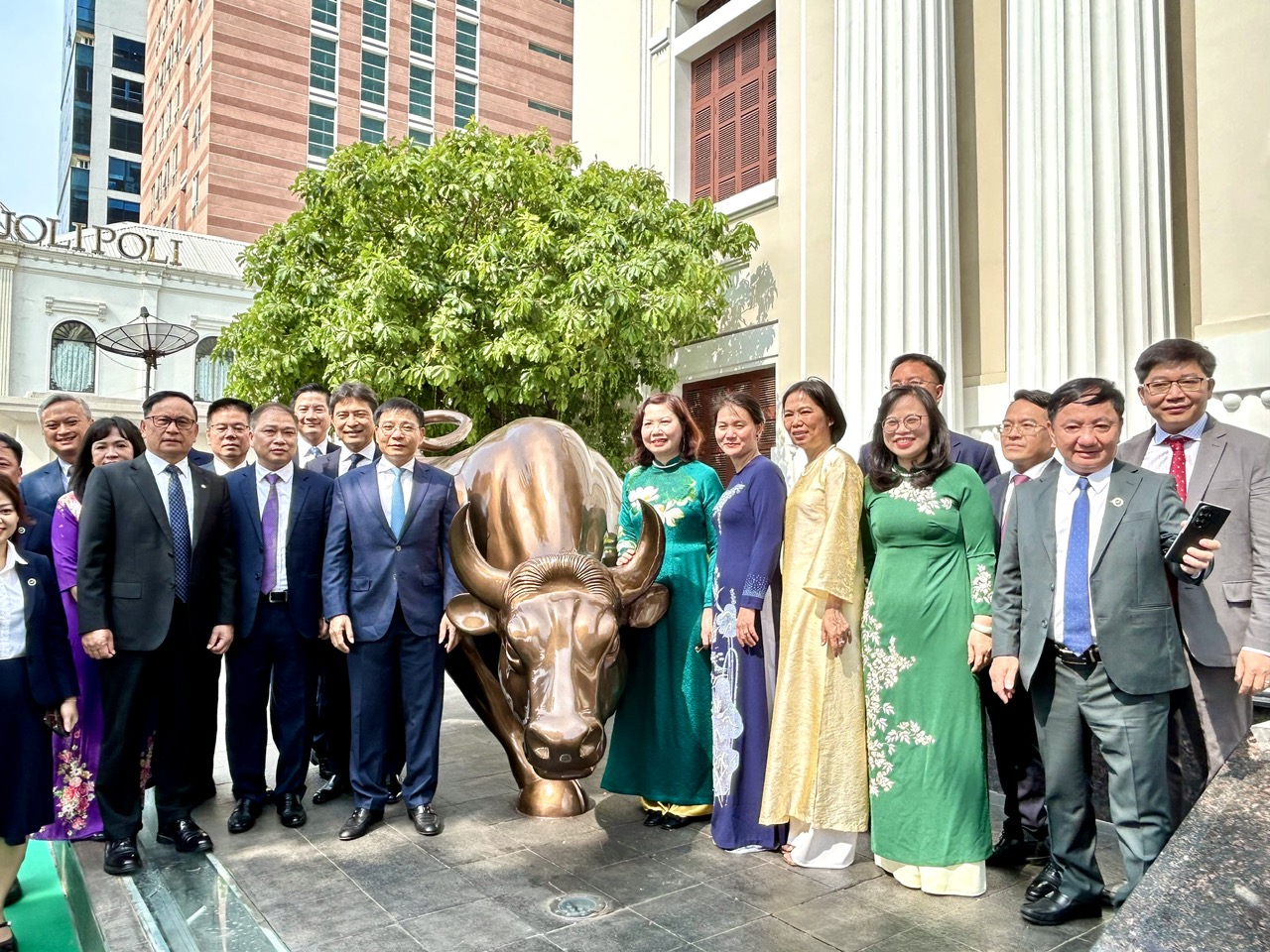 Việt Nam sẽ sớm triển khai sàn giao dịch carbon, sàn chuyên biệt cho start-up - Ảnh 2.