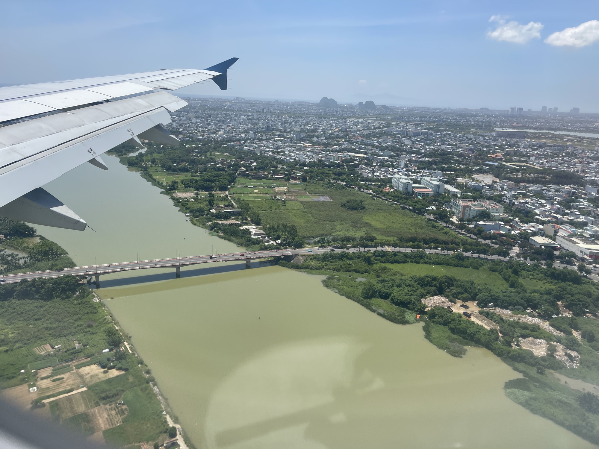 Drone 'đại náo' sân bay Đà Nẵng: Nghi vấn quay clip quảng bá bất động sản?- Ảnh 6.