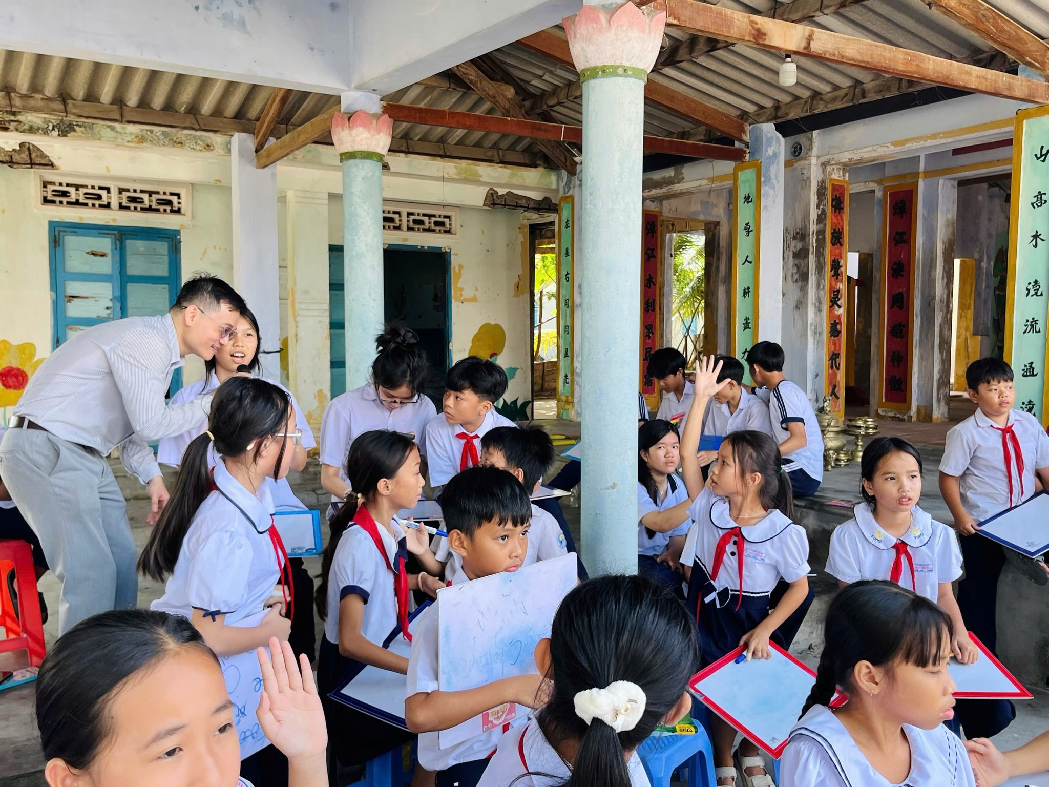 Khánh Hòa quyết ‘phủ sóng’ tiếng Anh đến từng xã phường, khu công nghiệp - Ảnh 2.