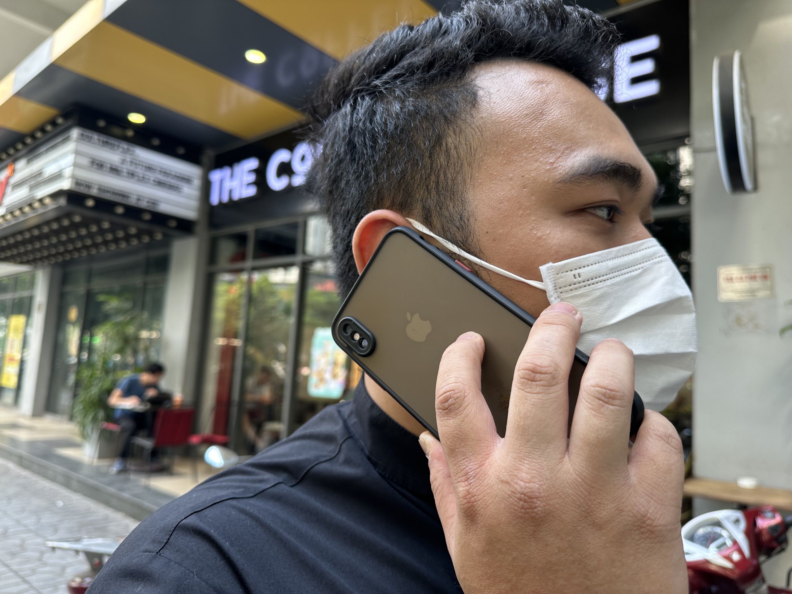 Người Việt ngày càng rời xa cuộc gọi thoại truyền thống - Ảnh 1.