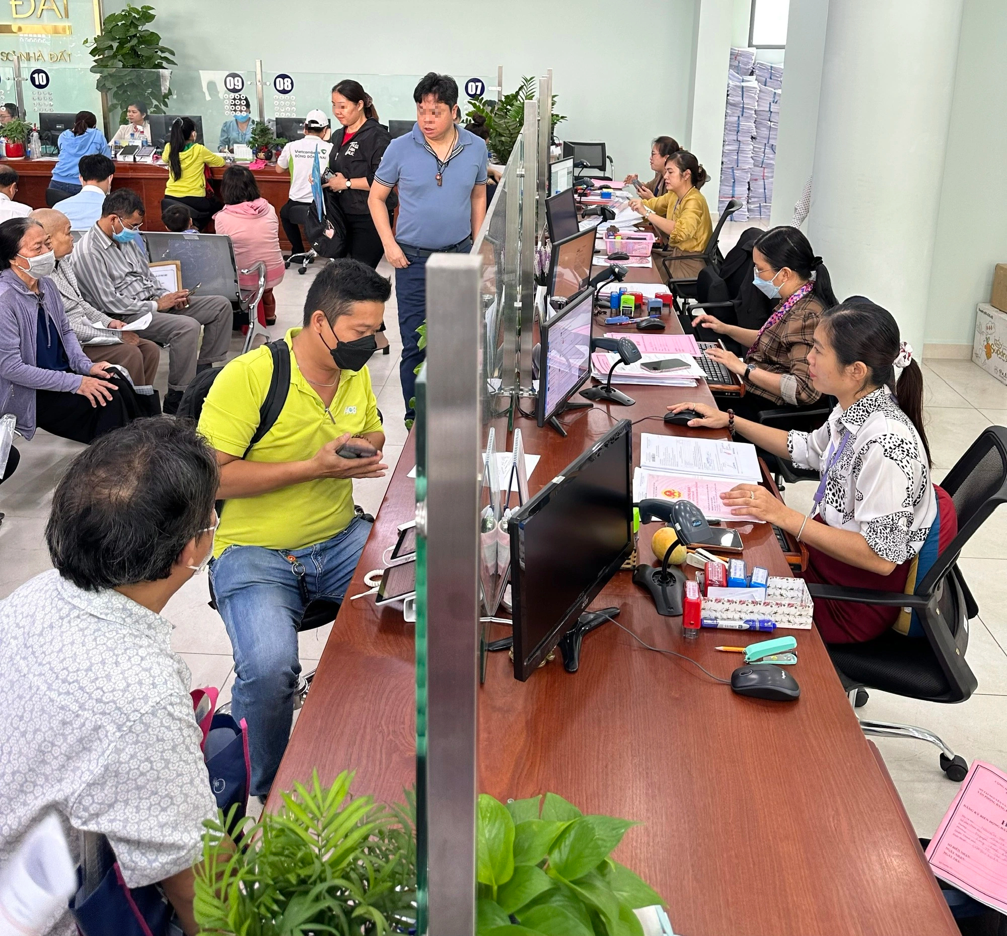 Dọn đường thông suốt cho sổ hồng trên VNeID - Ảnh 1. Dọn đường thông suốt cho sổ hồng trên VNeID - Ảnh 1.