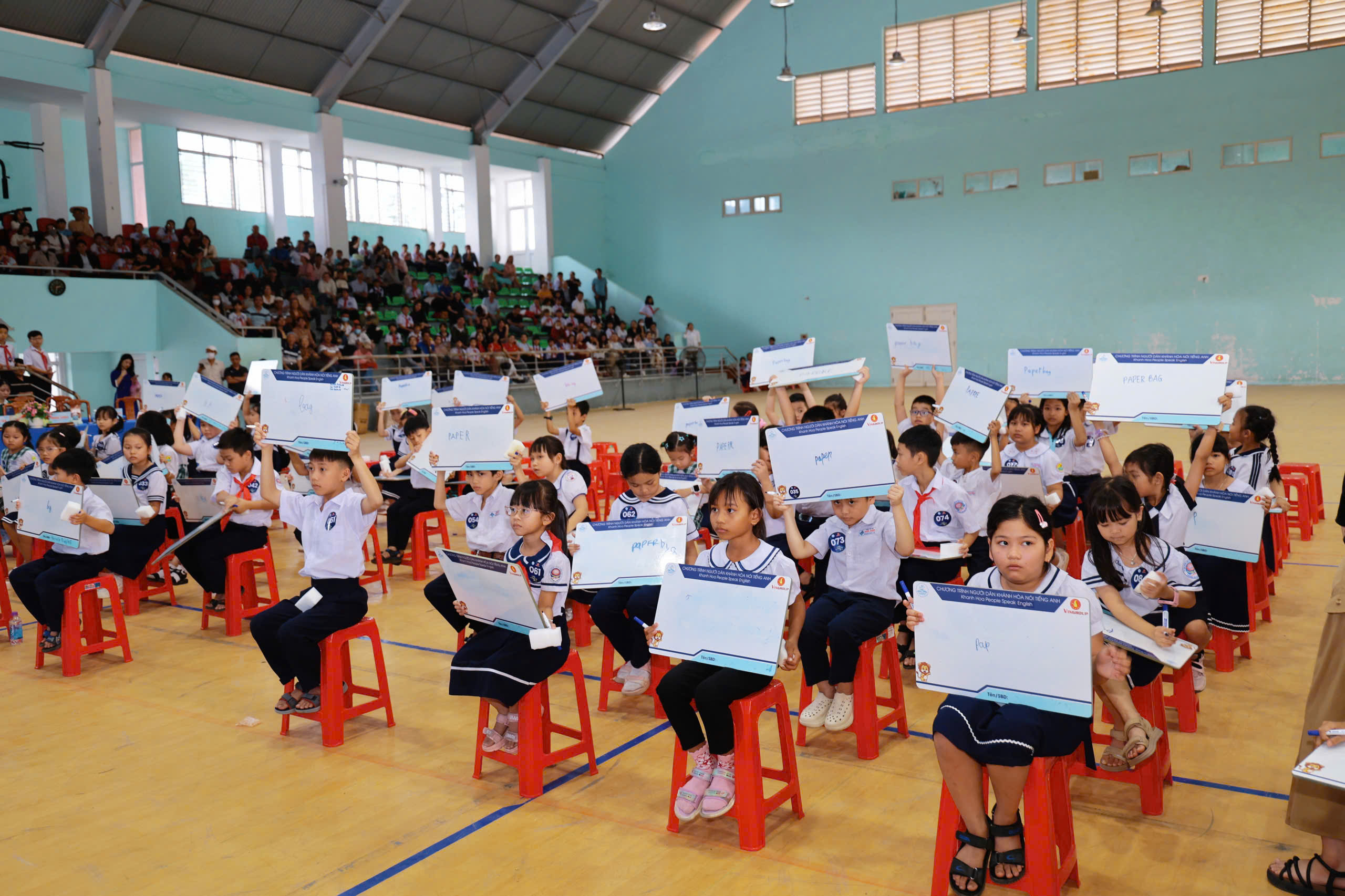 Khánh Hòa quyết ‘phủ sóng’ tiếng Anh đến từng xã phường, khu công nghiệp - Ảnh 1.