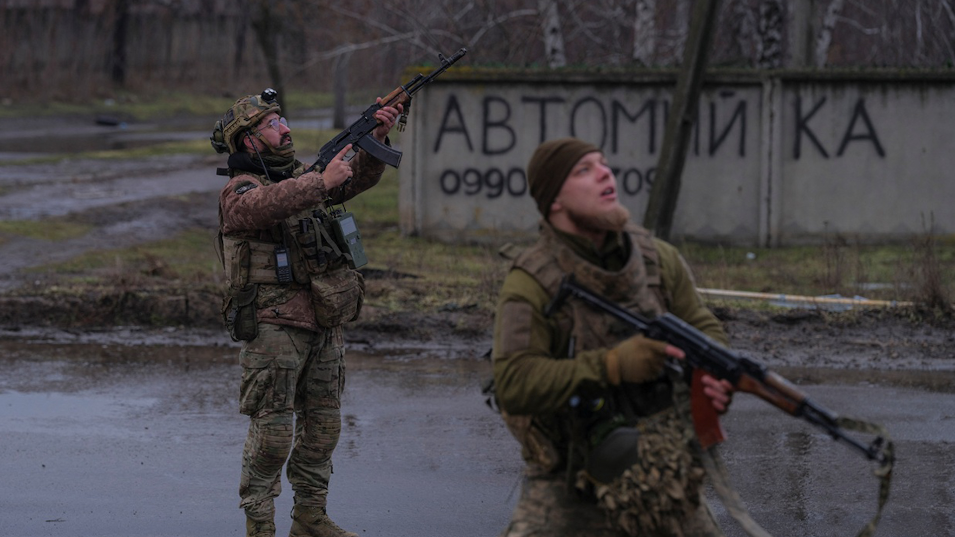 Chiến thuật &lsquo;ng&agrave;n nh&aacute;t cắt&rsquo; của Nga g&acirc;y kh&oacute; cho tiền tuyến Ukraine như thế n&agrave;o? - Ảnh 1.