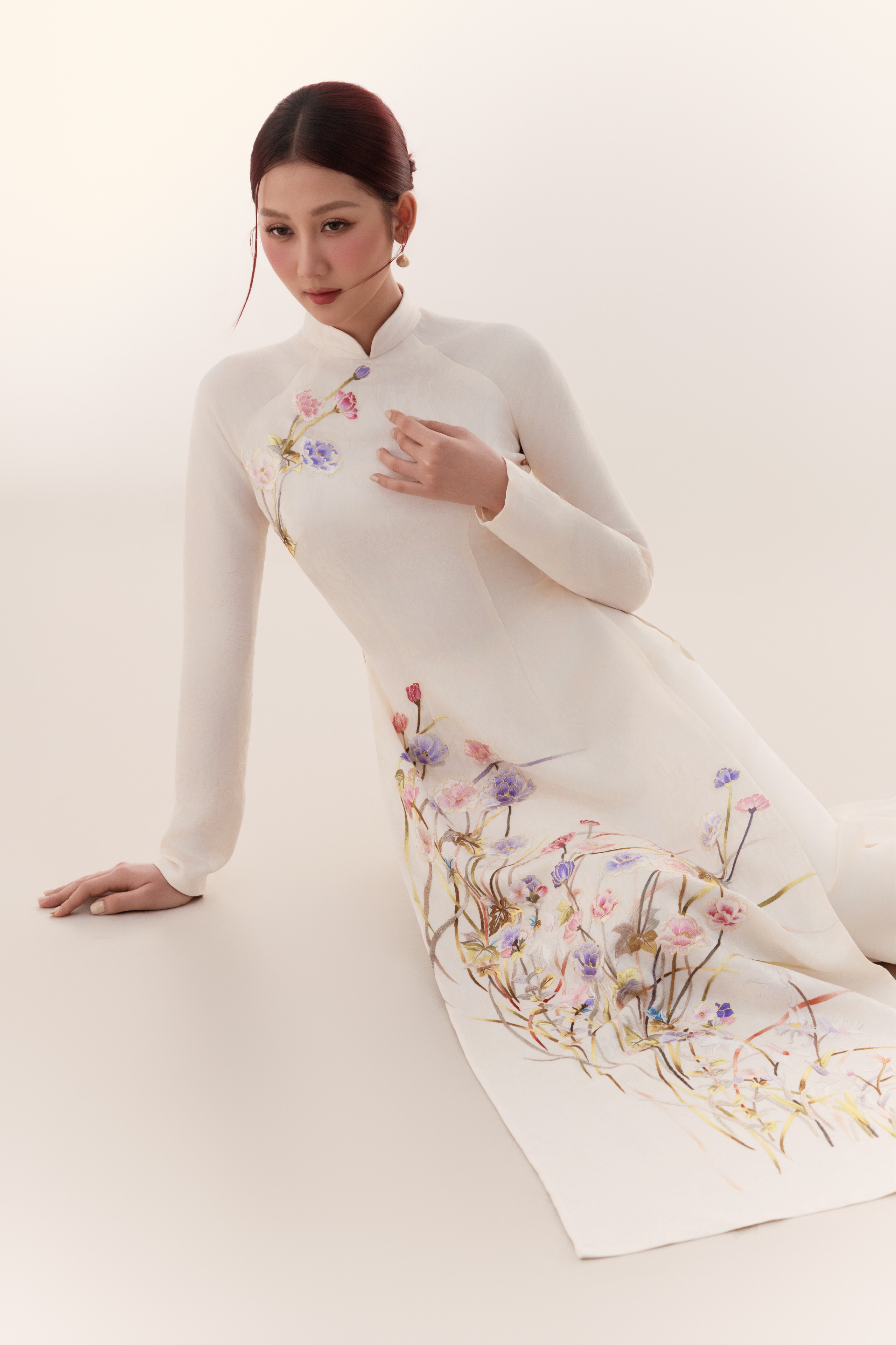 Sắc vóc của Miss Grand Vietnam Quế Anh ở tuổi 25 - Ảnh 2.