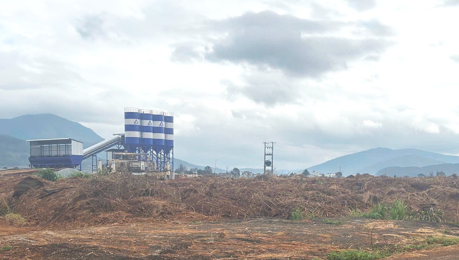 Sân bay Liên Khương trước giờ đóng cửa để sửa chữa - Ảnh 4.