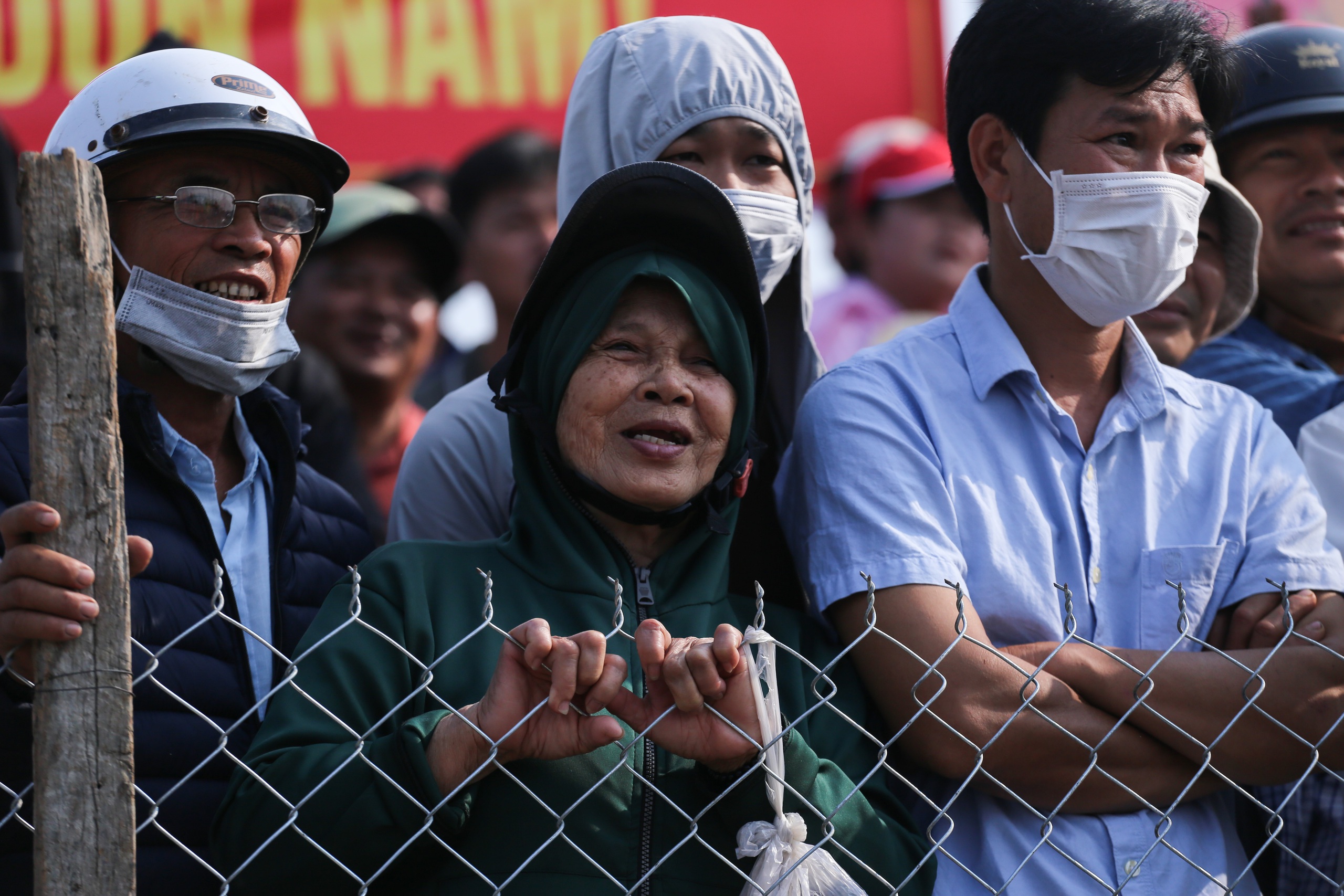 Xem thanh niên trai tráng so tài kịch tính ở hội vật có từ thời chúa Nguyễn- Ảnh 8. Xem thanh niên trai tráng so tài kịch tính ở hội vật có từ thời chúa Nguyễn- Ảnh 8.