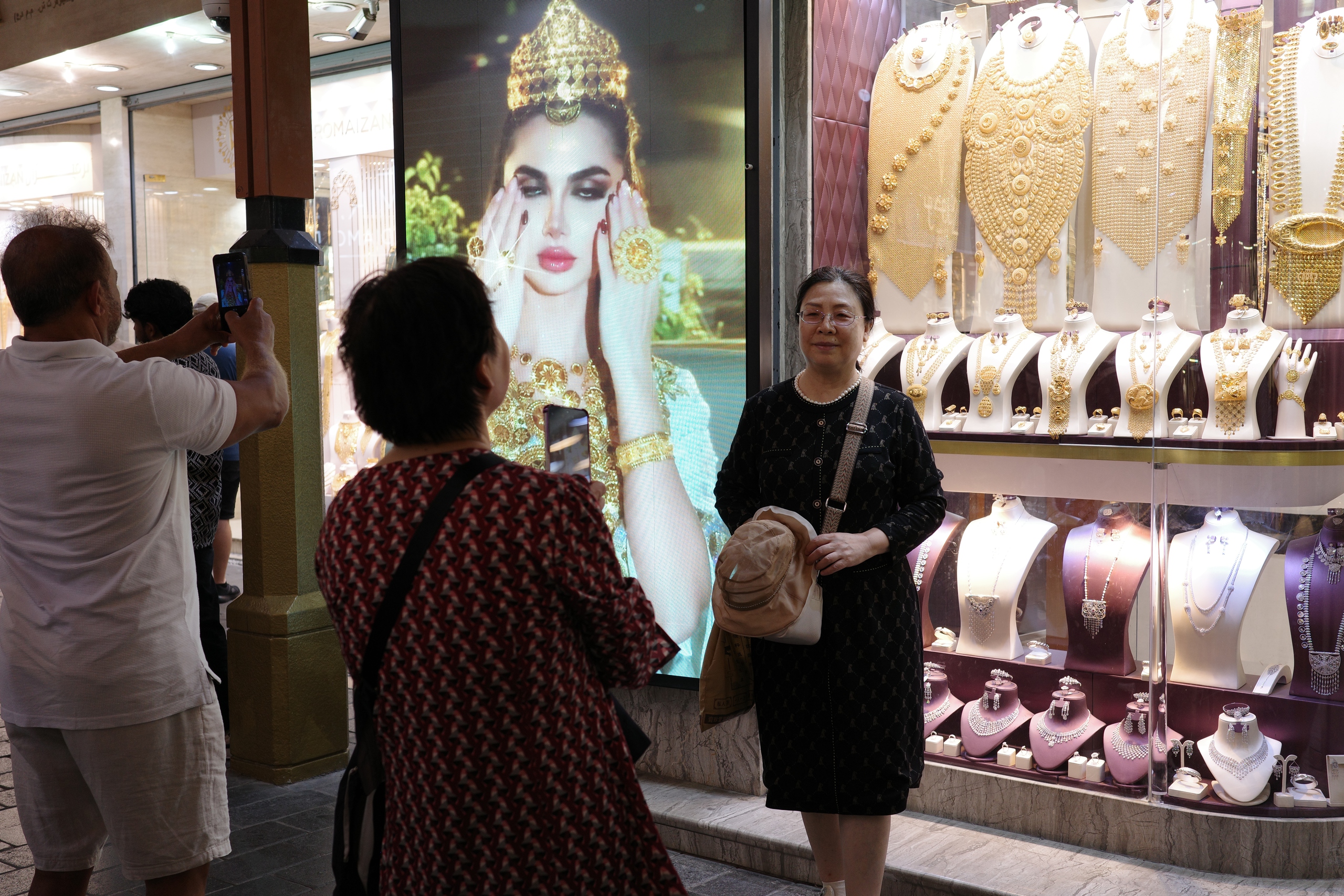Chợ vàng Dubai tấp nập khách du lịch- Ảnh 10. Chợ vàng Dubai tấp nập khách du lịch- Ảnh 10.