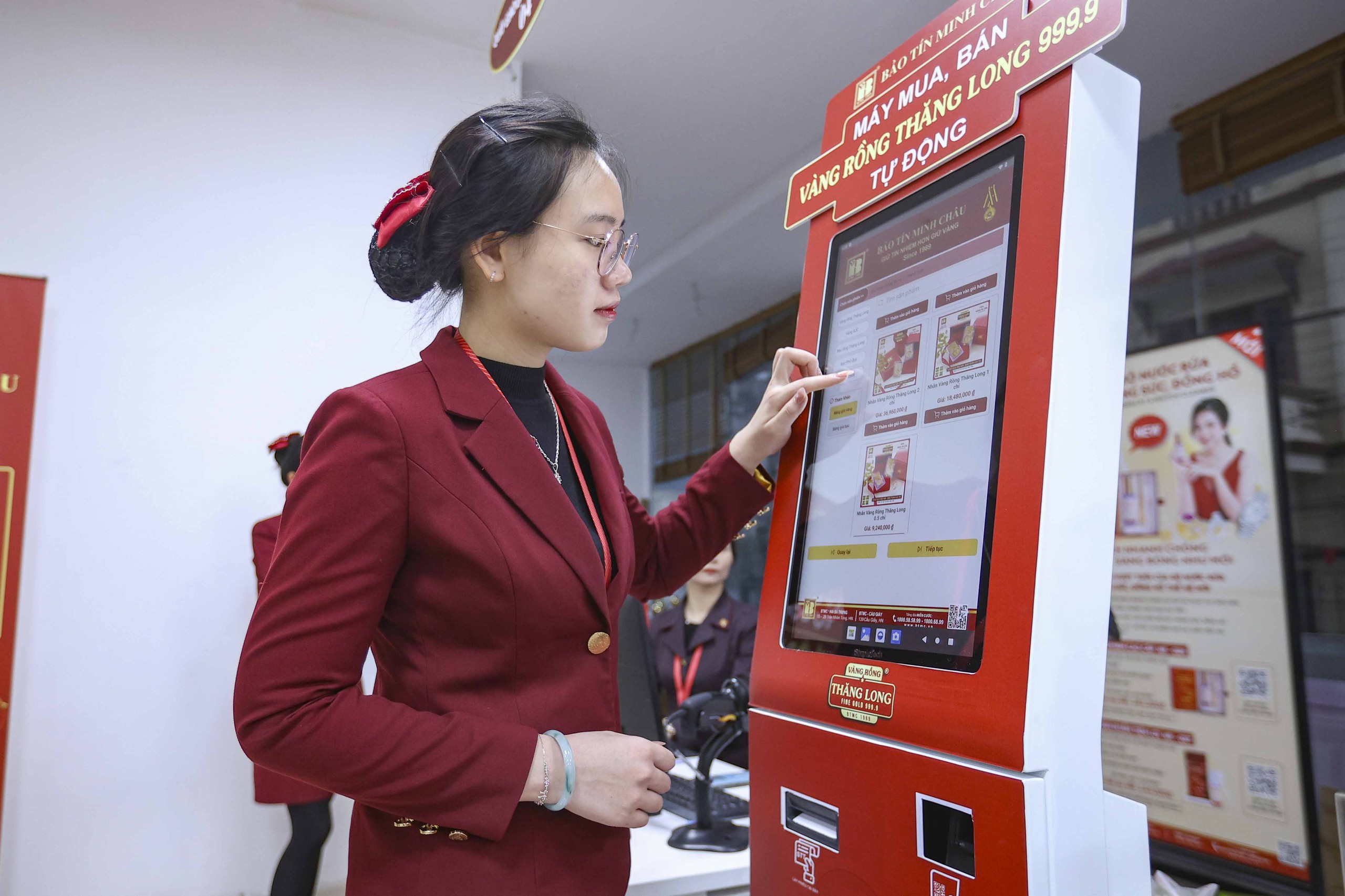 Dậy từ tờ mờ s&aacute;ng 'săn' tượng ngựa bằng v&agrave;ng trong ng&agrave;y v&iacute;a Thần t&agrave;i- Ảnh 4.