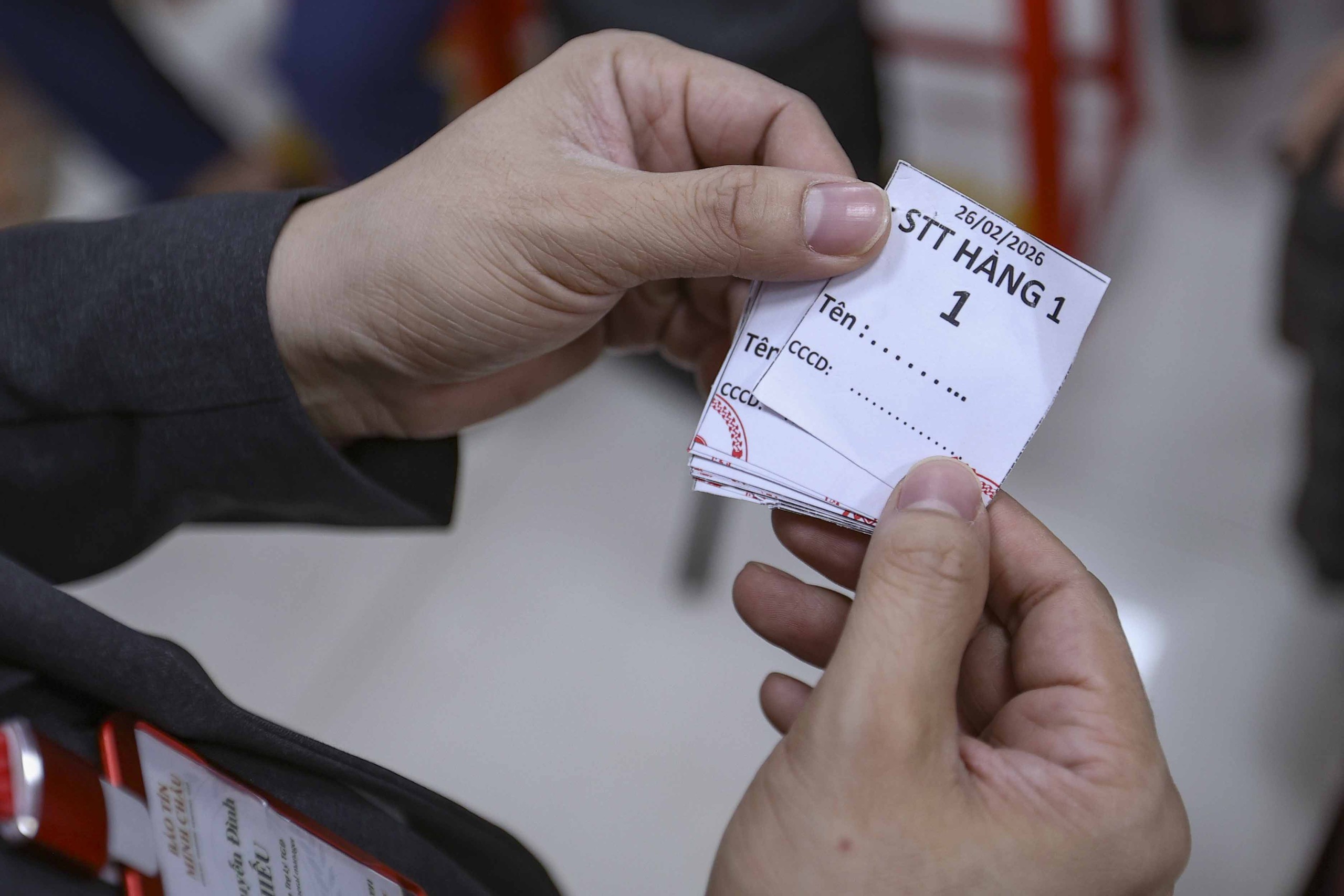 Dậy từ tờ mờ s&aacute;ng 'săn' tượng ngựa bằng v&agrave;ng trong ng&agrave;y v&iacute;a Thần t&agrave;i- Ảnh 9.