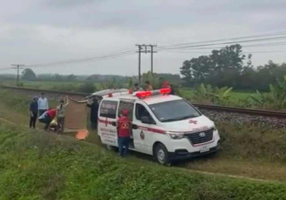 Quảng Trị: Va chạm với tàu hỏa, một người phụ nữ tử vong - Ảnh 1.