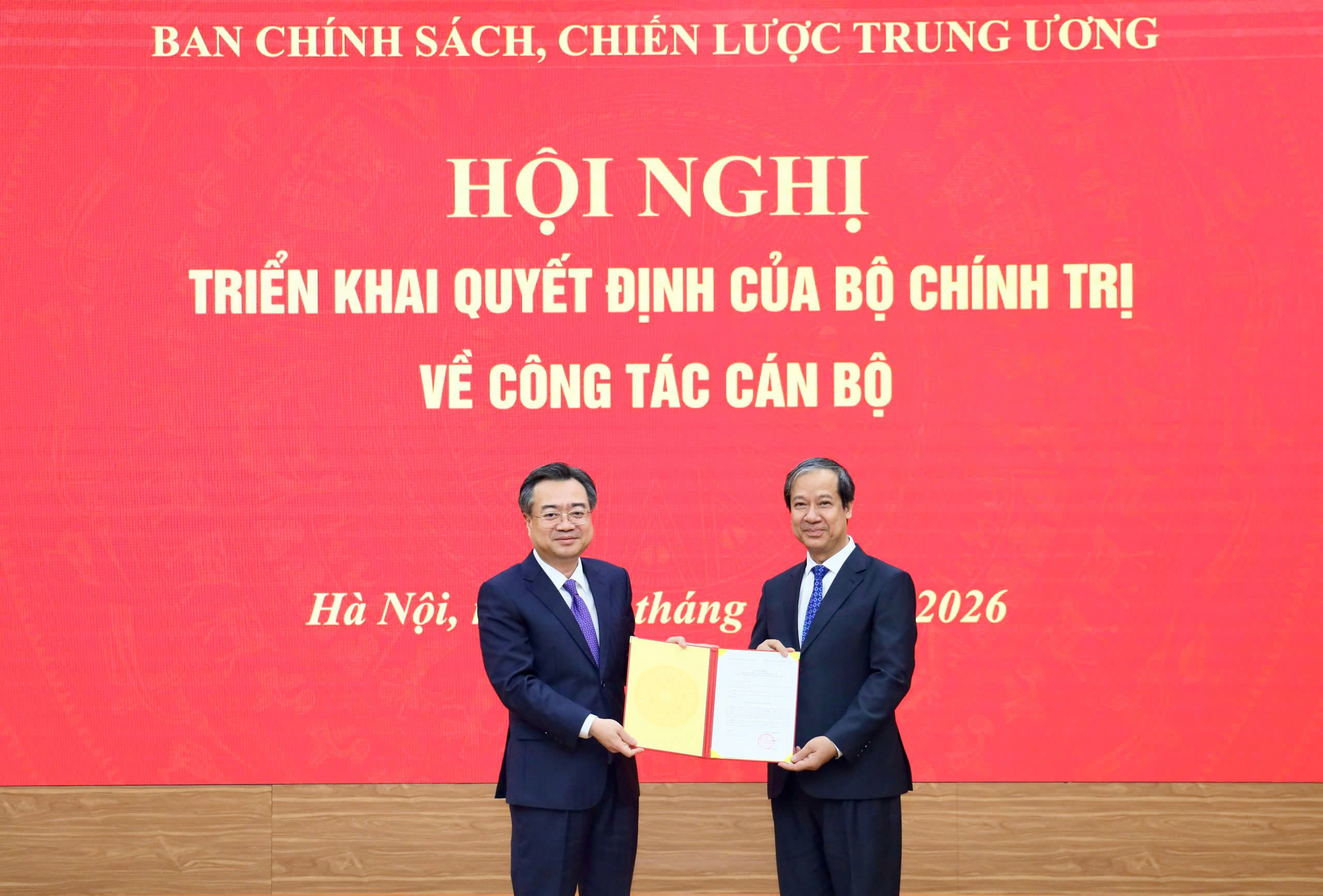 Ông Nguyễn Kim Sơn, Nguyễn Sỹ Hiệp giữ chức Phó ban Chính sách, chiến lược Trung ương- Ảnh 1. Ông Nguyễn Kim Sơn, Nguyễn Sỹ Hiệp giữ chức Phó ban Chính sách, chiến lược Trung ương- Ảnh 1.