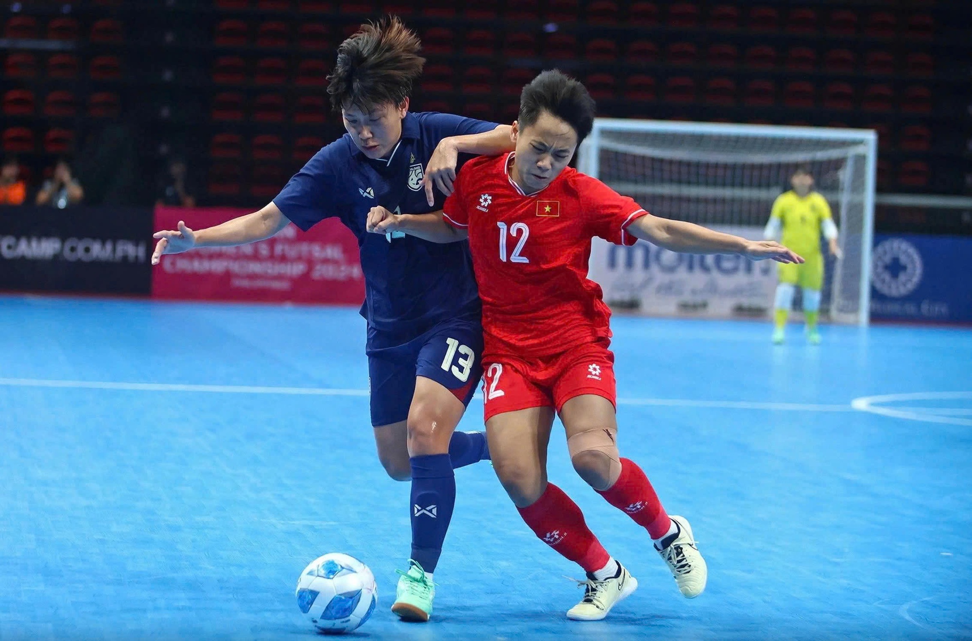  Thể hiện bản lĩnh trước người Thái- Ảnh 1.