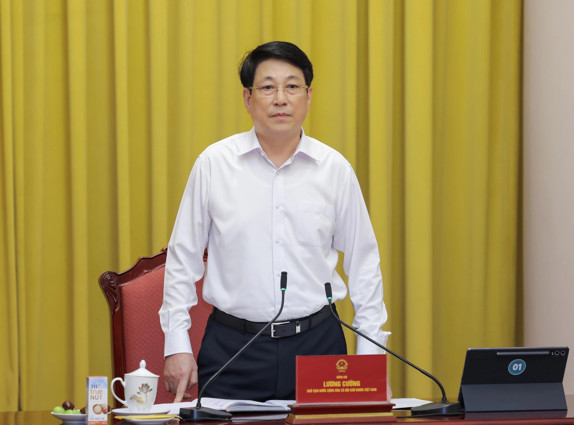 Chủ tịch nước Lương Cường yêu cầu công tác bầu cử chặt chẽ , đúng quy định - Ảnh 1. Chủ tịch nước Lương Cường yêu cầu công tác bầu cử chặt chẽ , đúng quy định - Ảnh 1.