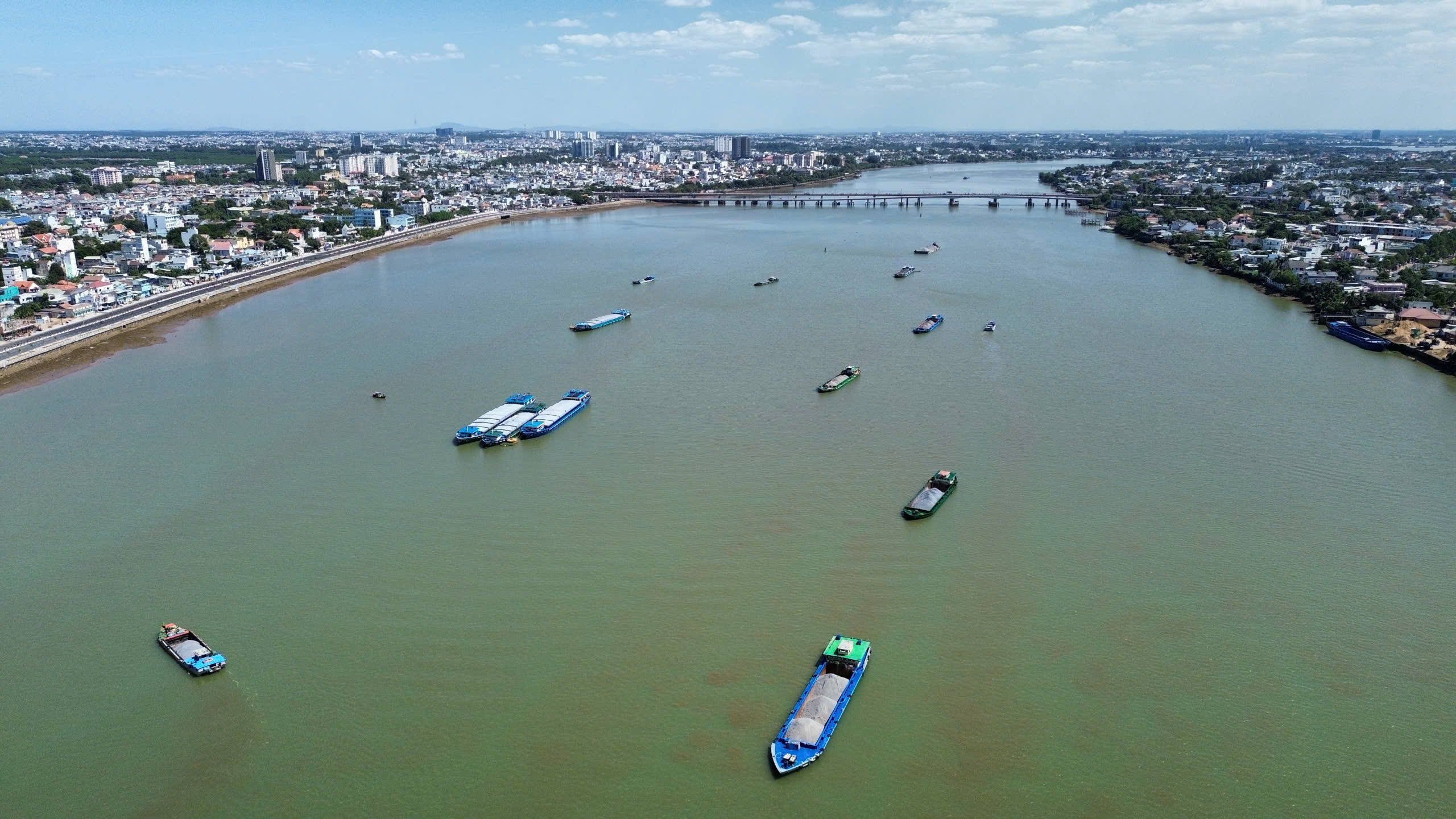 Sân bay Long Thành được Đồng Nai chọn làm động lực phát triển trong tương lai- Ảnh 3. Sân bay Long Thành được Đồng Nai chọn làm động lực phát triển trong tương lai- Ảnh 3.