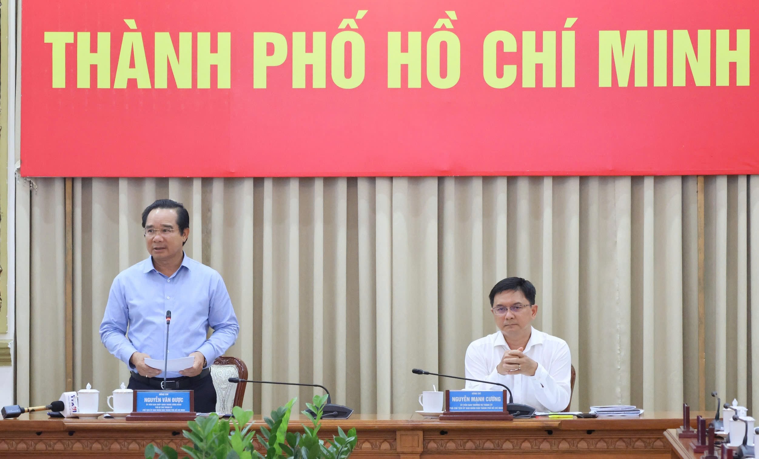 Chủ tịch Nguyễn Văn Được: 'Dứt khoát không tổ chức sự kiện trên đường Lê Lợi'- Ảnh 2. Chủ tịch Nguyễn Văn Được: 'Dứt khoát không tổ chức sự kiện trên đường Lê Lợi'- Ảnh 2.