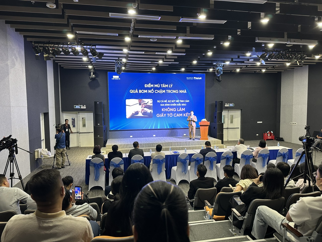 5 rủi ro khi Việt kiều nhờ người nhà đứng tên- Ảnh 1.