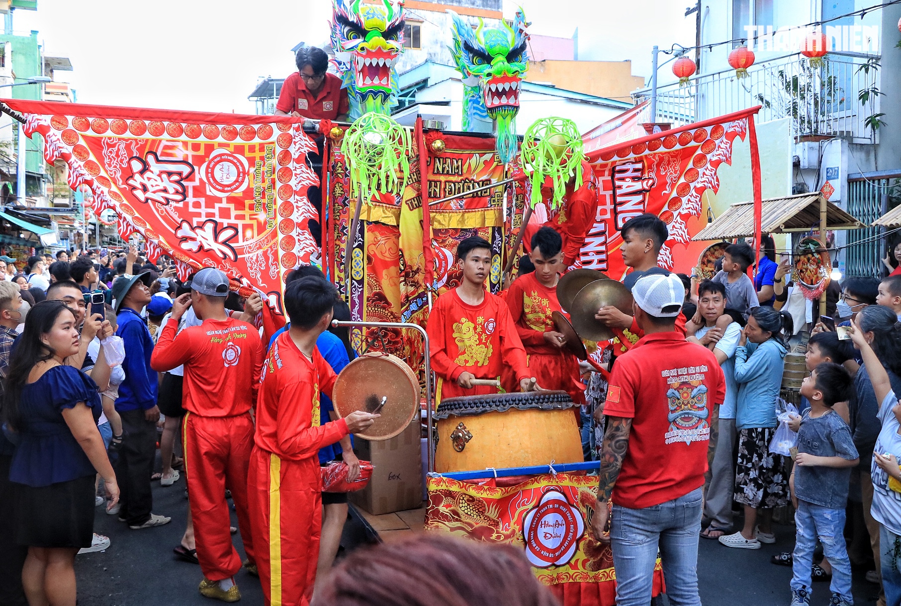 Tối nay 28.2, 'biển người' đổ về đường Hà Tôn Quyền TP.HCM chơi Lễ hội Nguyên tiêu - Ảnh 4.