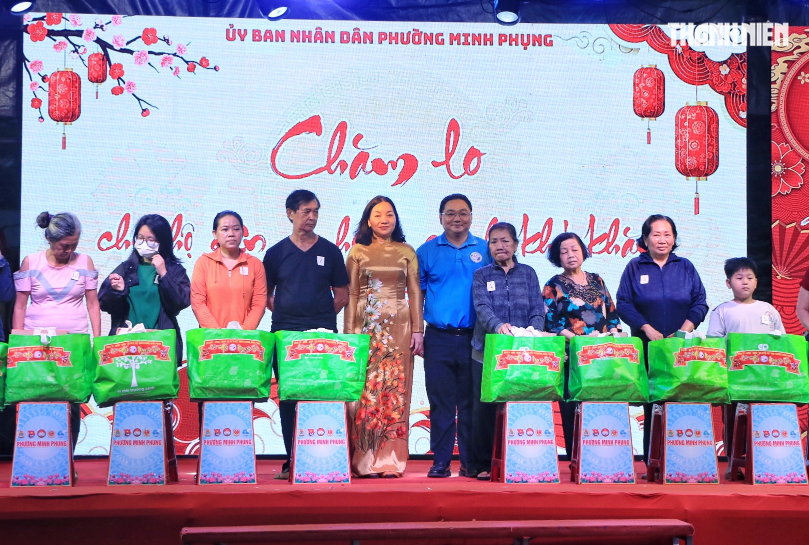 Tối nay 28.2, 'biển người' đổ về đường Hà Tôn Quyền TP.HCM chơi Lễ hội Nguyên tiêu - Ảnh 15.