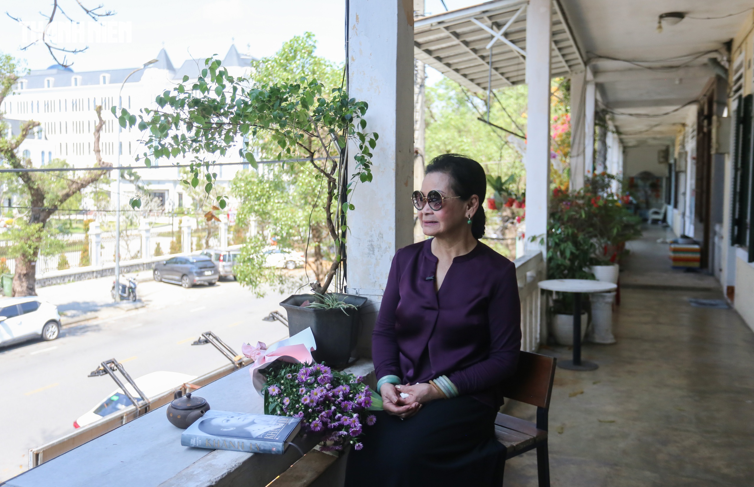 Xúc động khoảnh khắc danh ca Khánh Ly thăm Gác Trịnh tại Huế- Ảnh 2.