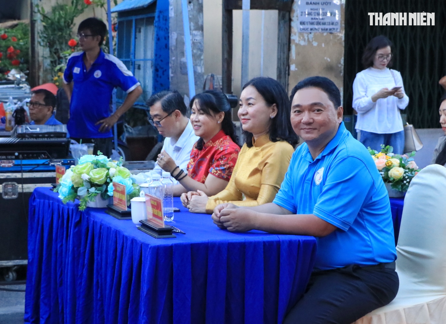 Tối nay 28.2, 'biển người' đổ về đường Hà Tôn Quyền TP.HCM chơi Lễ hội Nguyên tiêu - Ảnh 6.