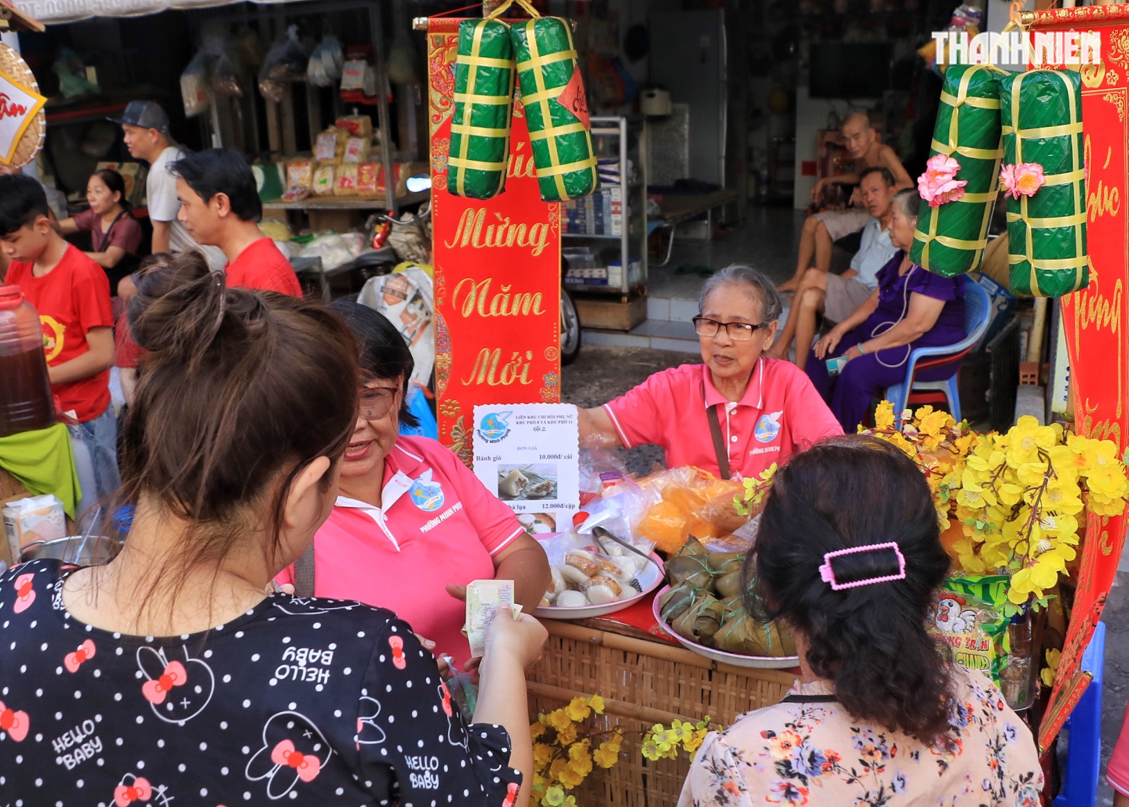 Tối nay 28.2, 'biển người' đổ về đường Hà Tôn Quyền TP.HCM chơi Lễ hội Nguyên tiêu - Ảnh 11.
