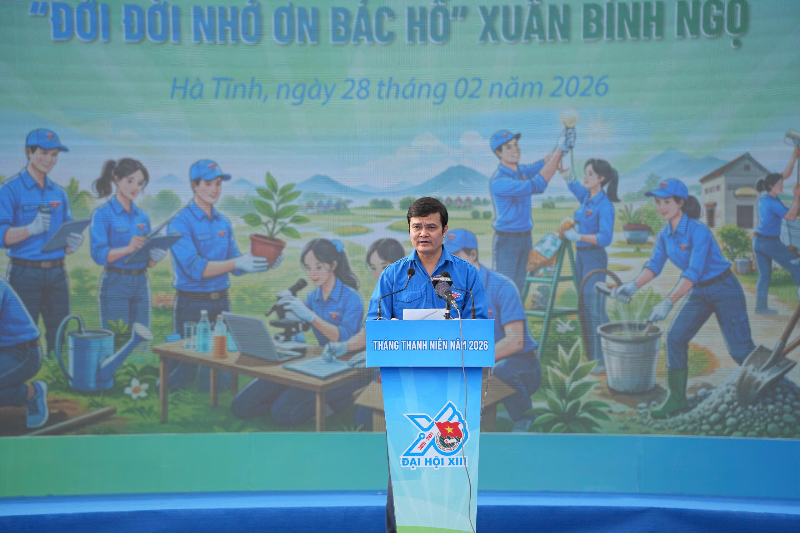 Ra qu&acirc;n Th&aacute;ng Thanh ni&ecirc;n, ph&aacute;t động Tết trồng c&acirc;y  nhớ ơn B&aacute;c Hồ - Ảnh 2.