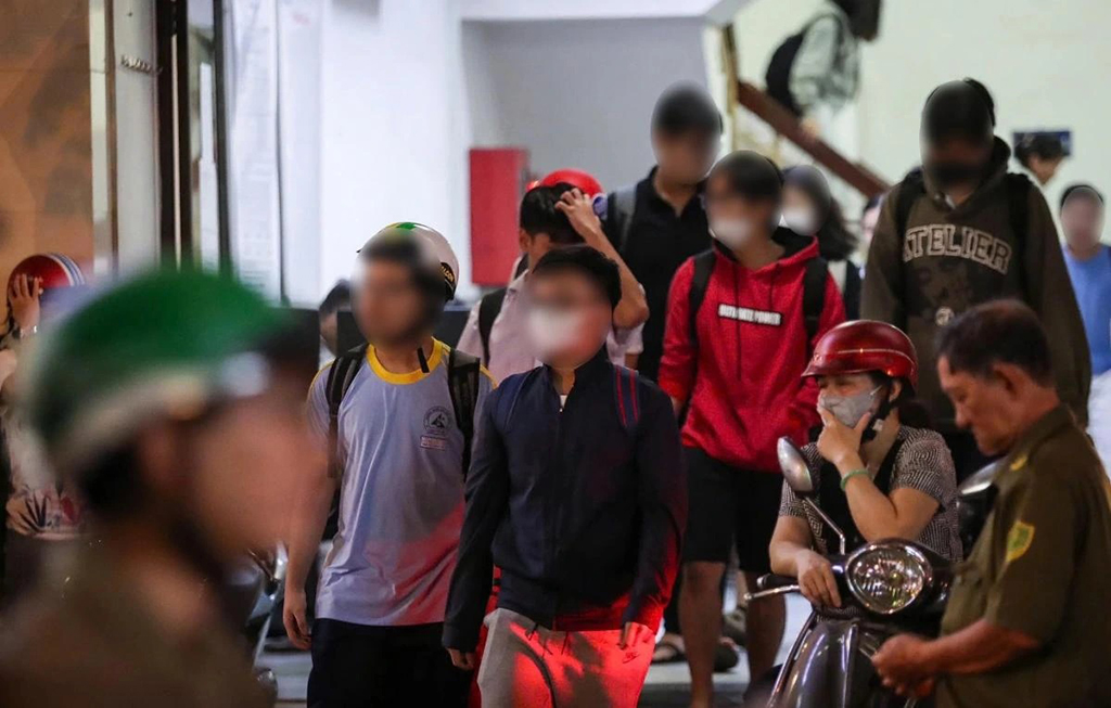 Quan tâm hơn nữa đến kiểm tra, đánh giá học sinh - Ảnh 1.