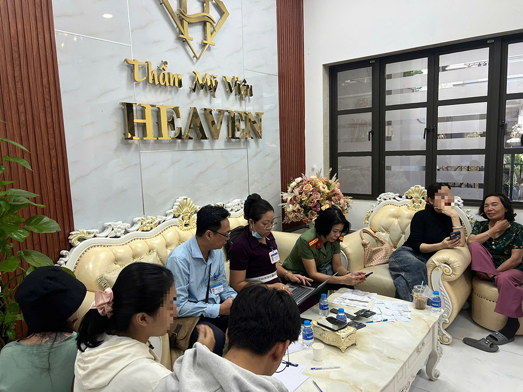 Đột kích phòng mổ chui ở tp . Hcm: Bí mật phẫu thuật thẩm mỹ lén lút - Ảnh 3.