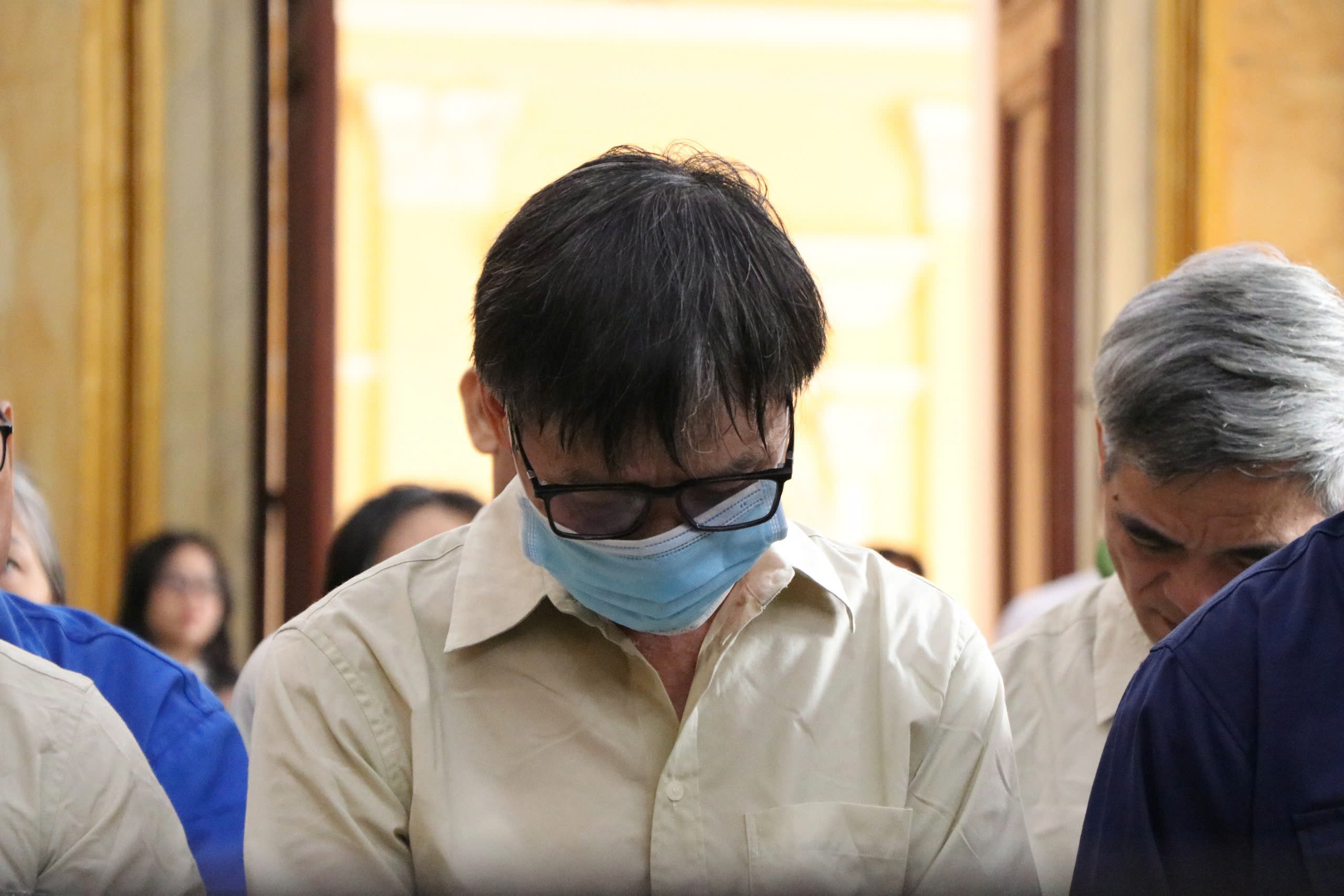 Nhận hối lộ,Chi cục trưởng Chi cục Thú y vùng 6 bị đề nghị 9 năm tù  - Ảnh 3.