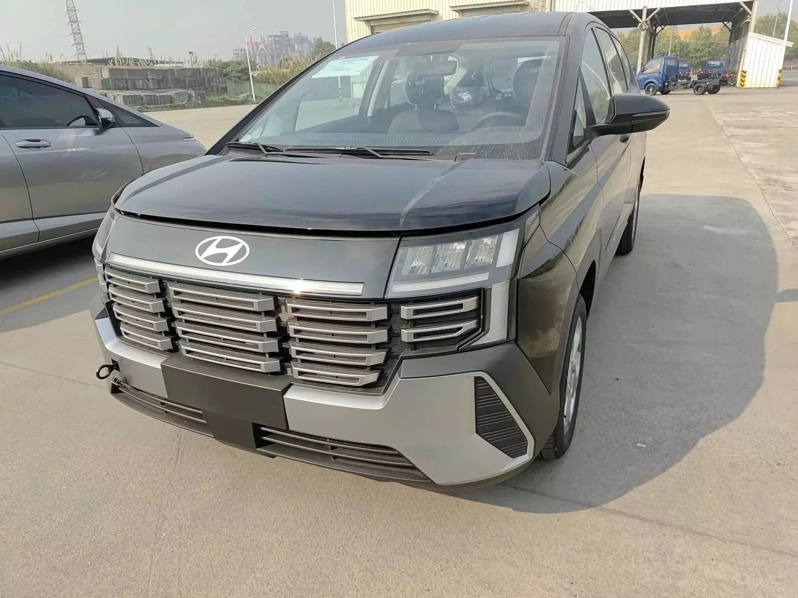 MPV 7 chỗ rẻ nhất thị trường sắp có bản mới, dự kiến mở bán tháng 3.2026 - Ảnh 1.