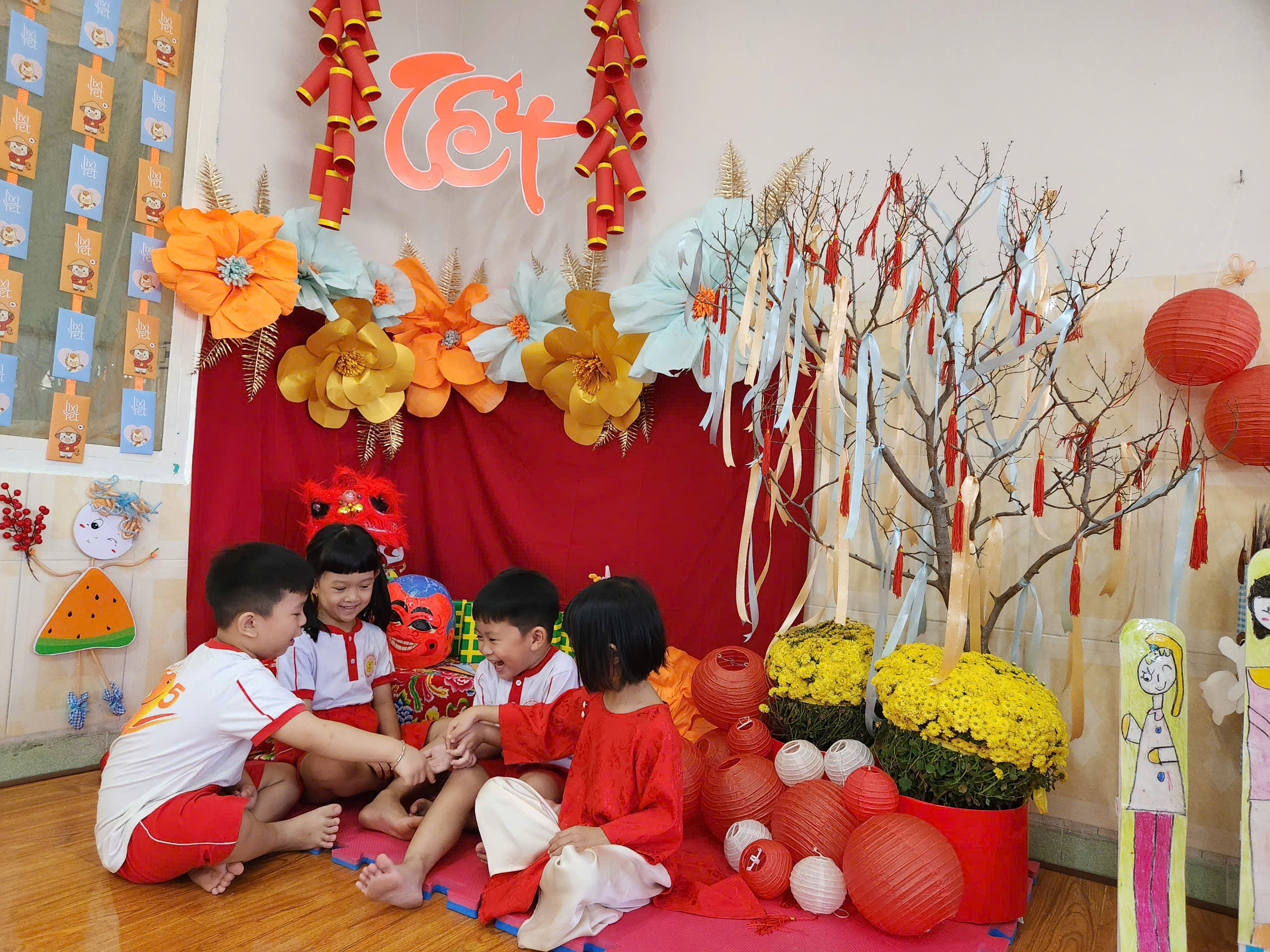 Độc đ&aacute;o hội thi 'đua ngựa' trong trường học TP.HCM - Ảnh 17.