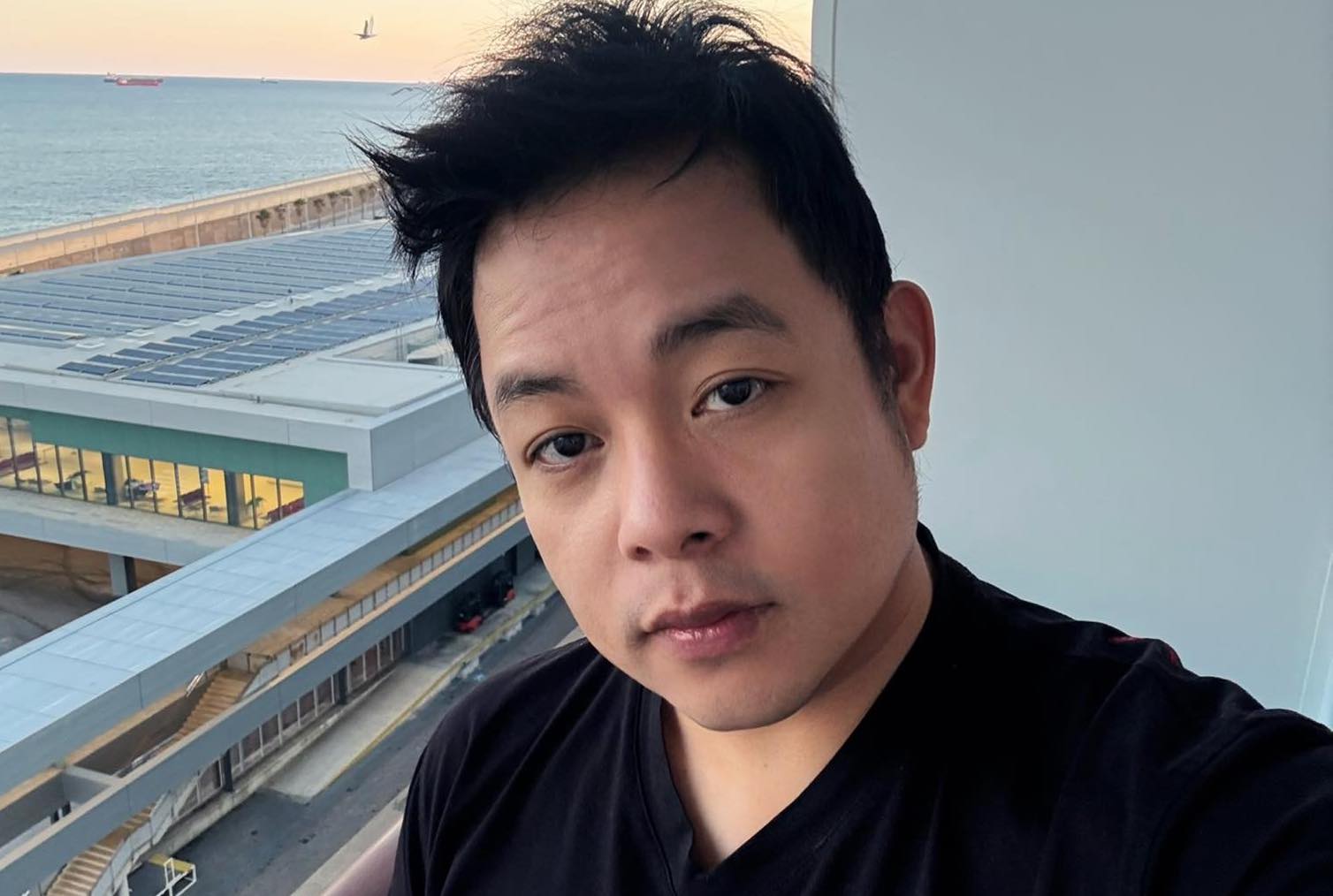 Bật mí thu nhập 'khủng' từ YouTube của ca sĩ Quang Lê - Ảnh 1.